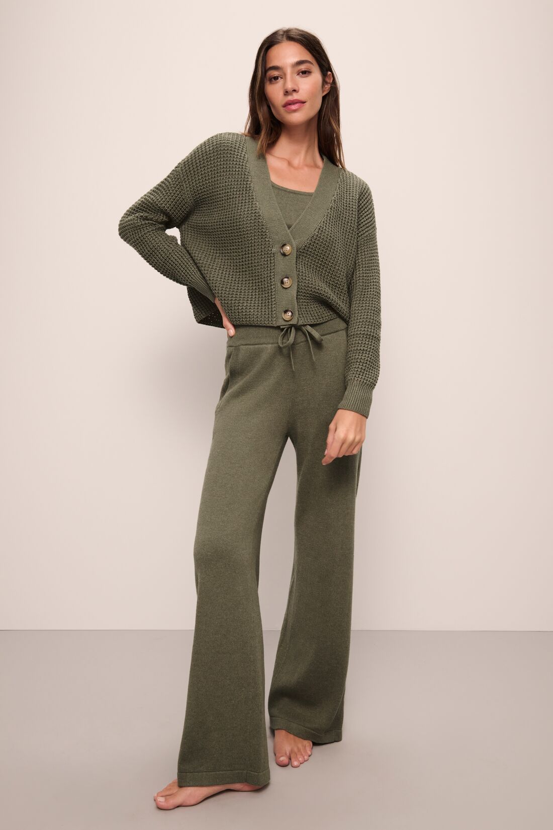 (取寄) エバージェイ レディース リサイクル セーター - ザ クロップド カーディガン Eberjey women Recycled Sweater - The Cropped Cardigan Oat Low_Res-61_R2033CC-