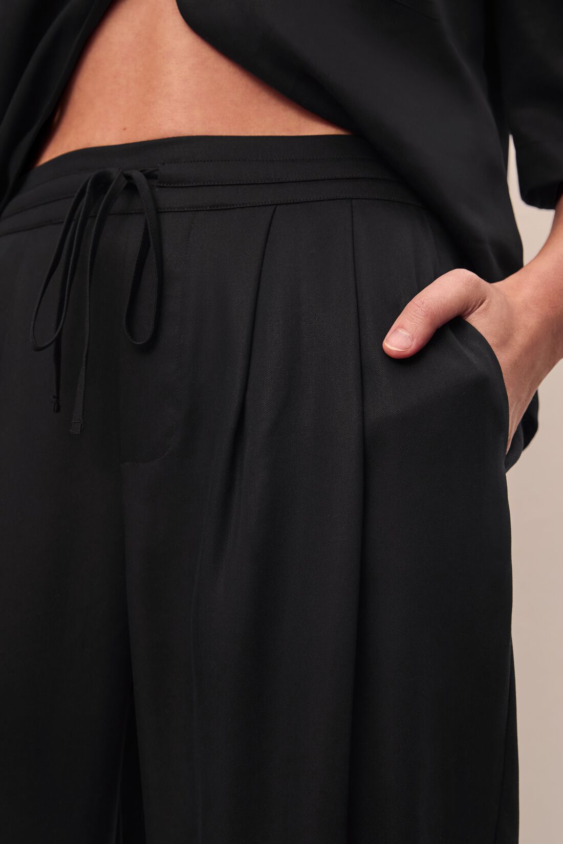 Tencel Woven Relaxed Trouser – Eberjey