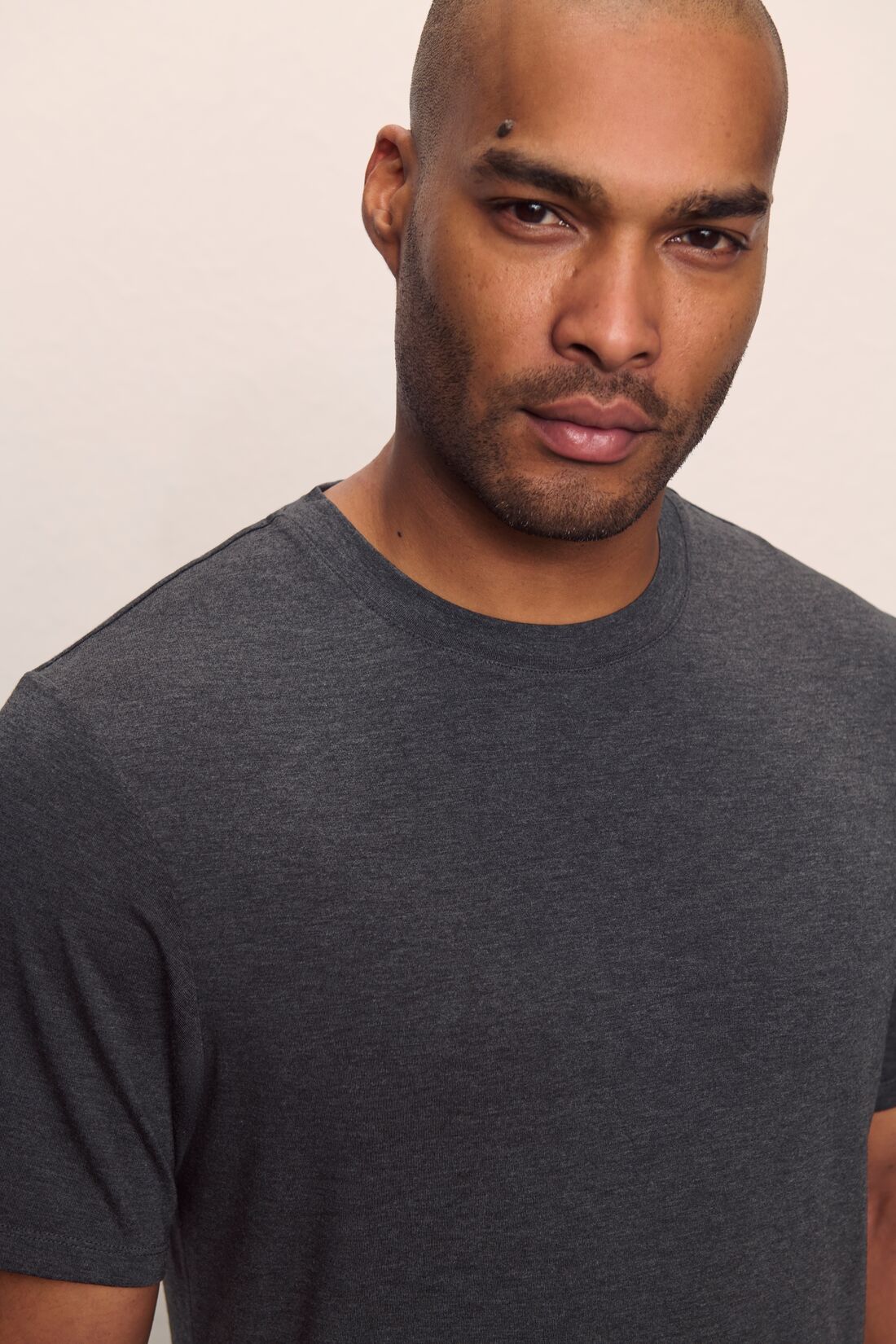 Model is wearing Henry TENCEL™ Modal Short PJ Set in charcoal heather