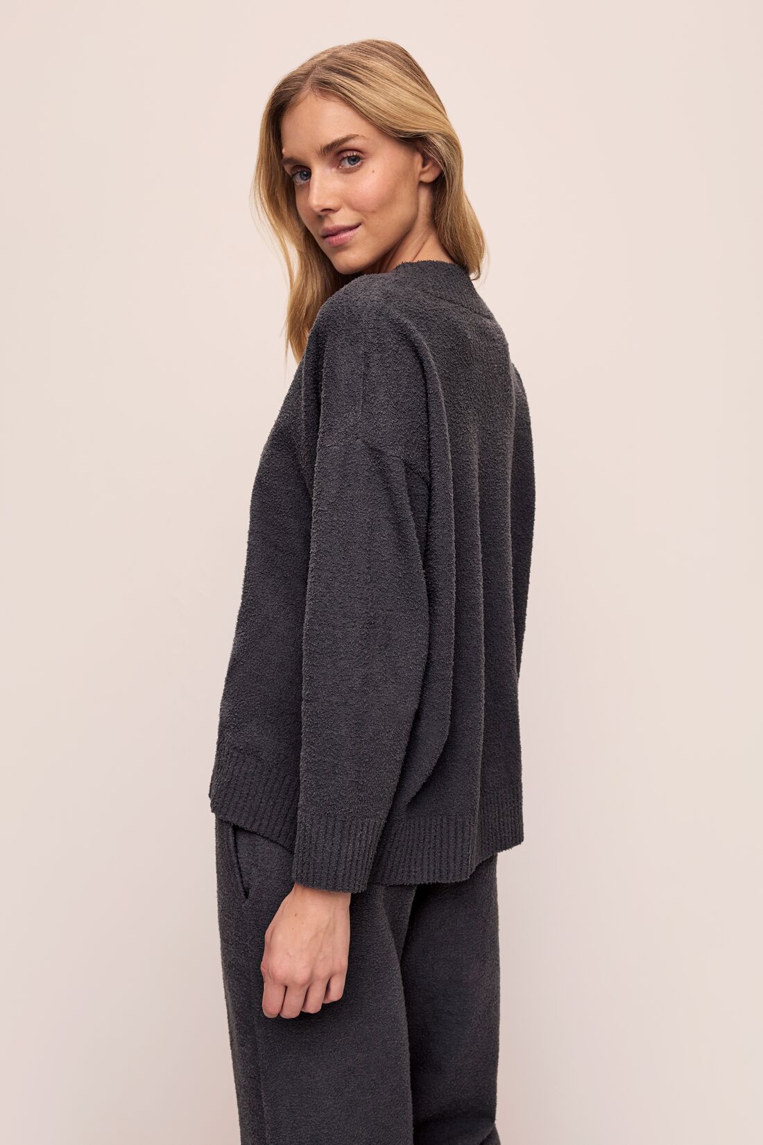 Recycled Boucle Boyfriend Oversized V-Neck Sweater – Eberjey