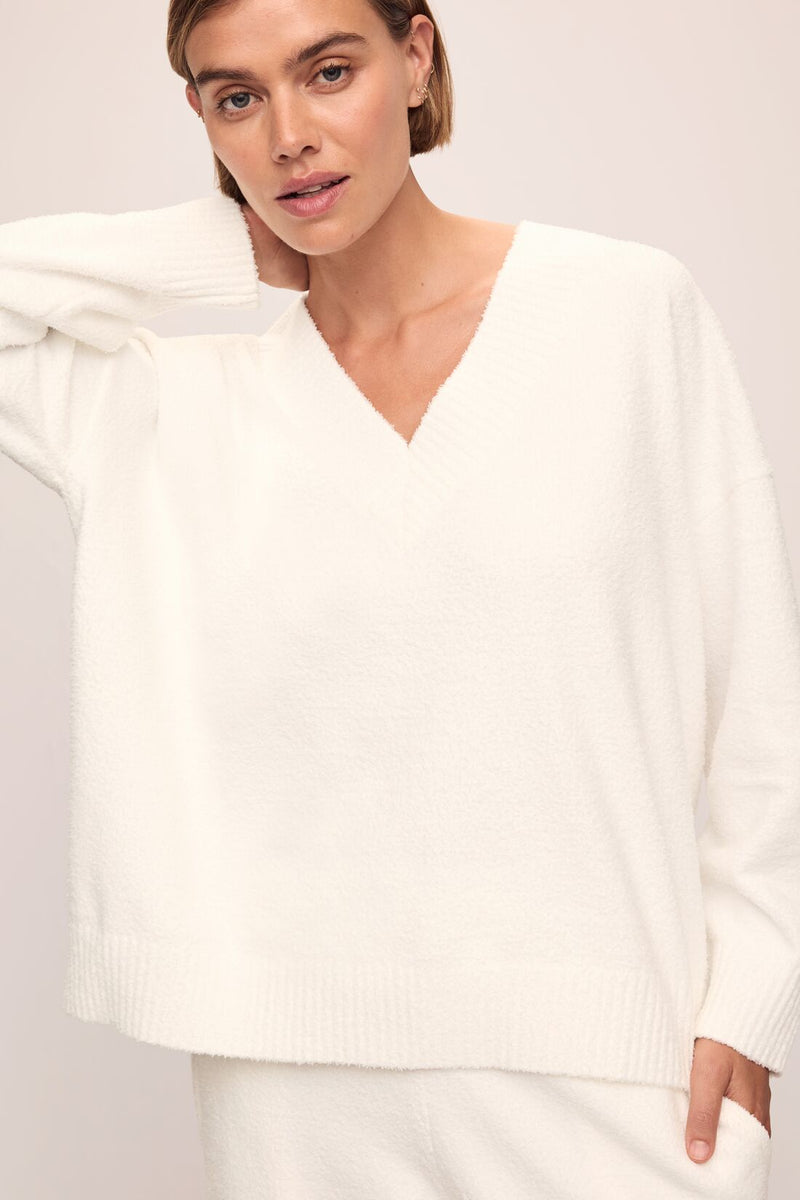 Recycled Boucle Boyfriend Oversized V-Neck Sweater – Eberjey