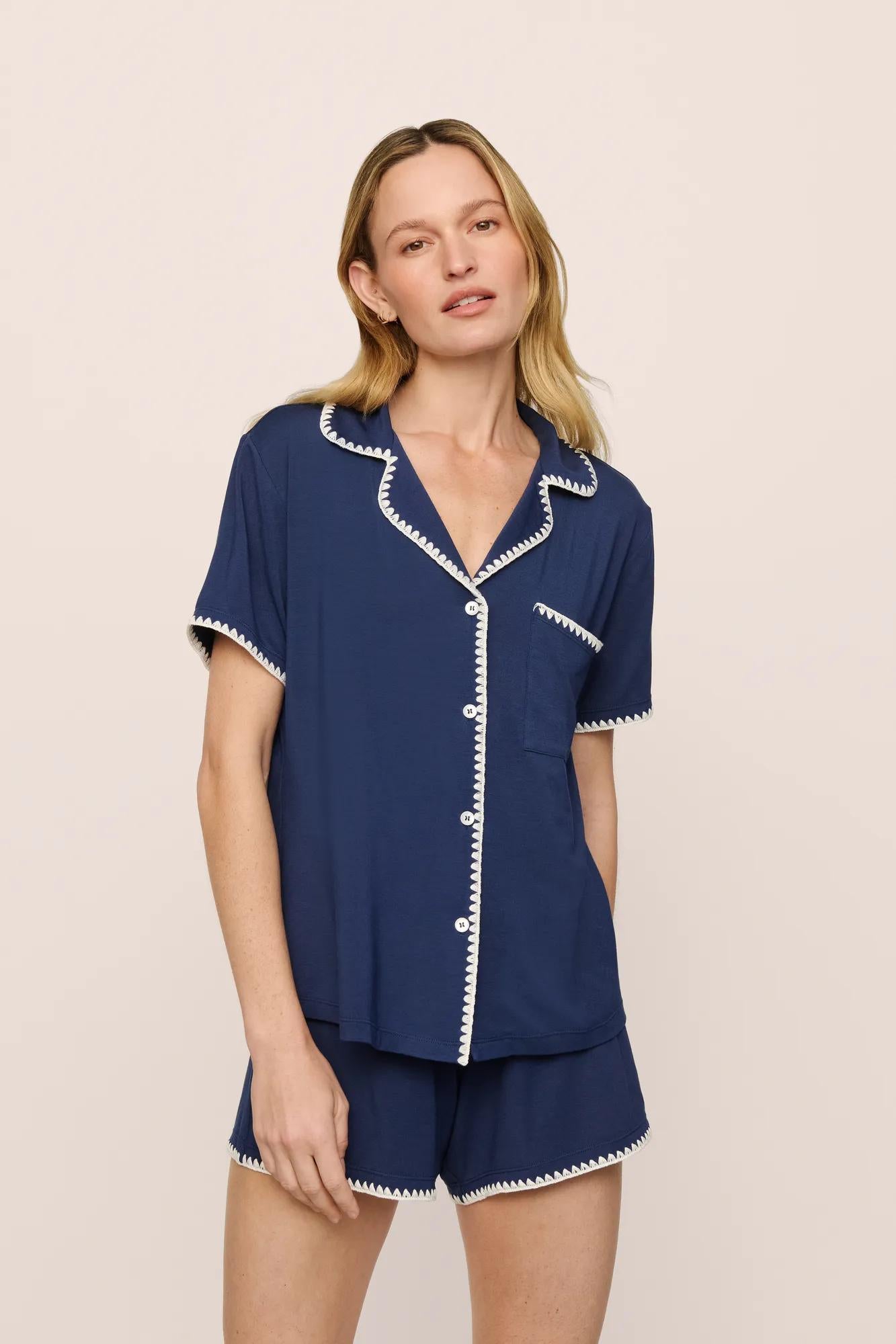 Model is wearing Frida TENCEL™ Modal Relaxed Short PJ Set in Navy/Ivory