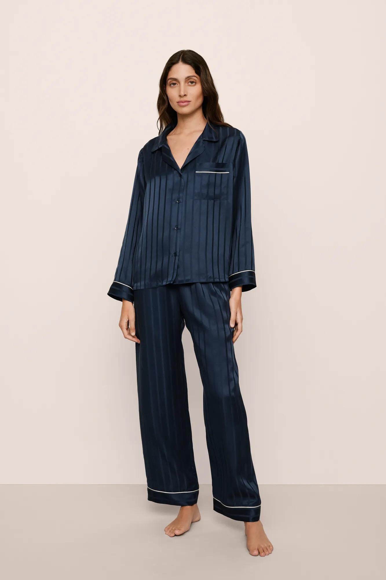 Model is wearing Inez Washable Silk Jacquard Long PJ Set in ClassicStripeJacquardNv/Iv