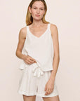 Model is wearing Linen Blend Relaxed Short in SummerDaisyWhite/PeachDust