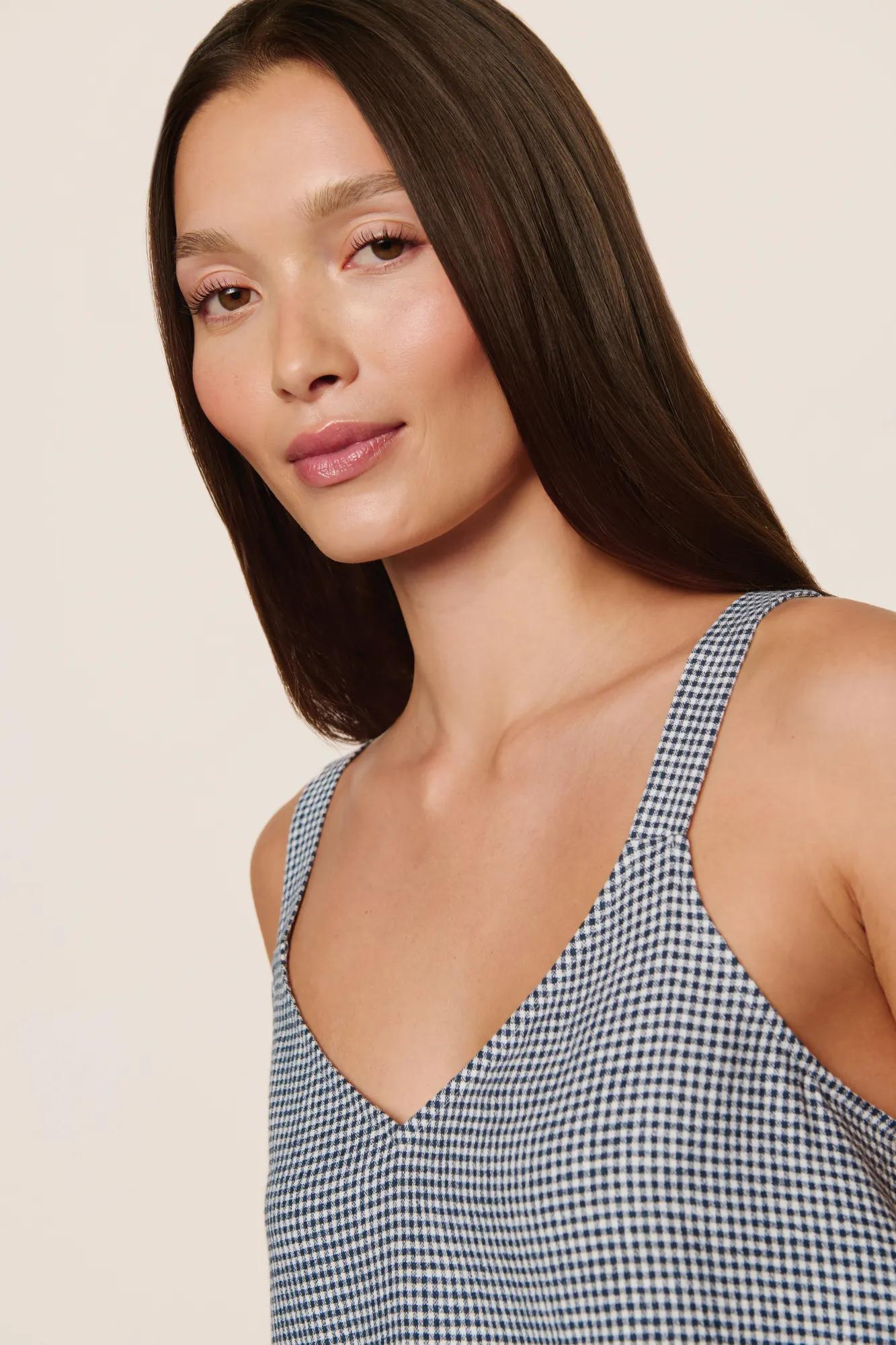Model is wearing Linen Blend V Neck Cami in Gingham White/Navy