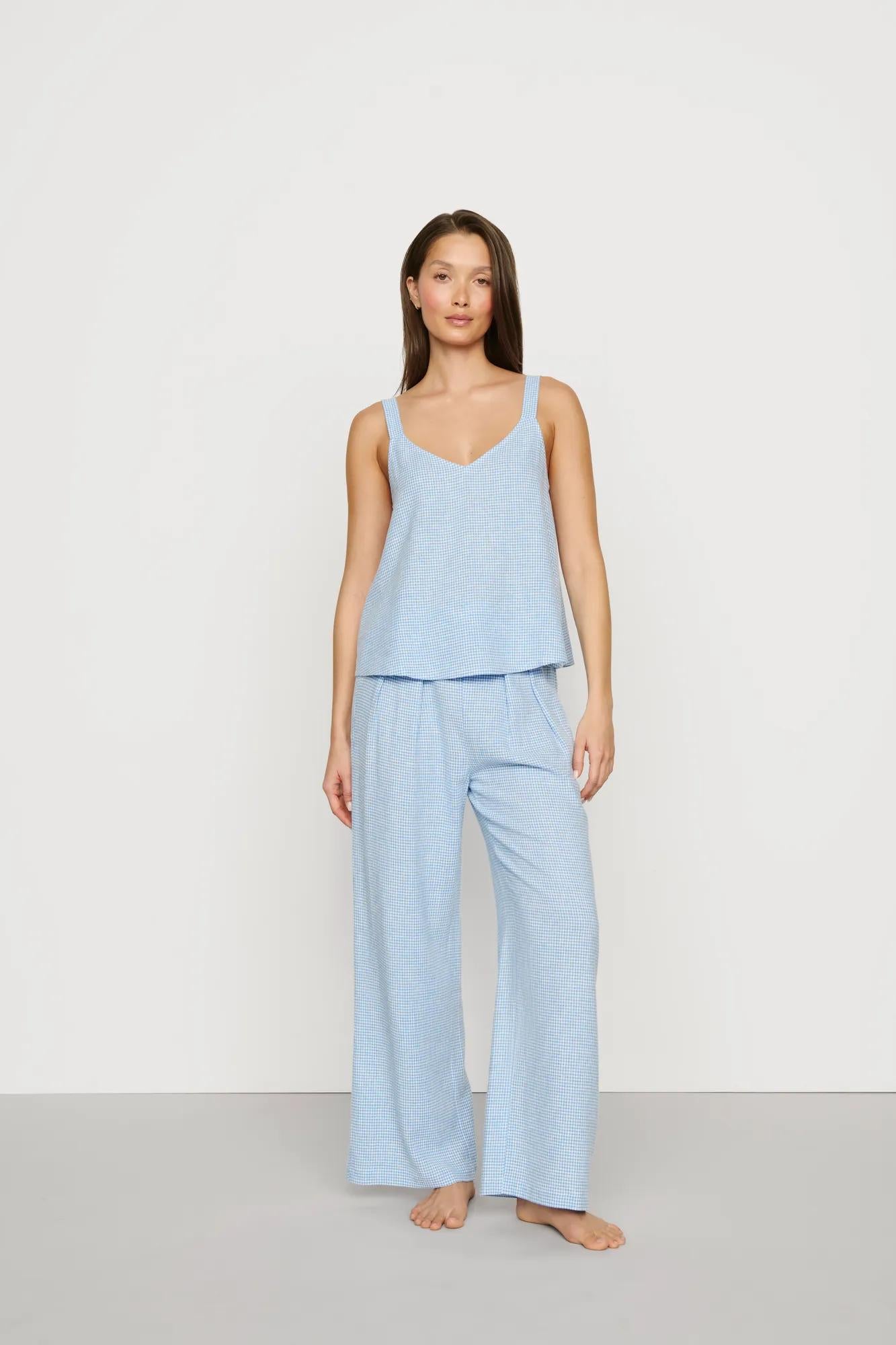 Model is wearing Linen Blend V Neck Cami in Gingham White/Summer Blue