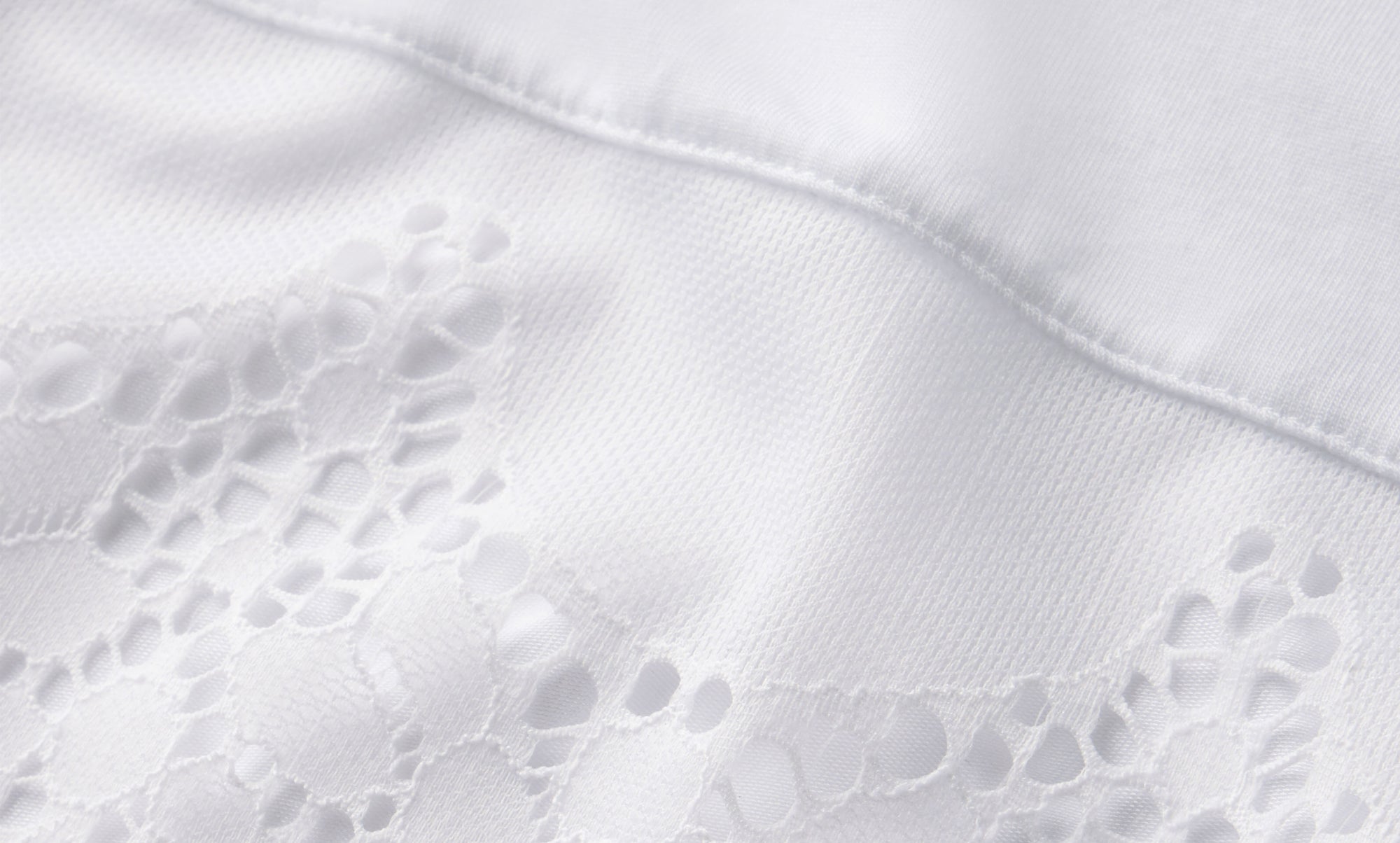 Detail image of Beatrix fabrication in White