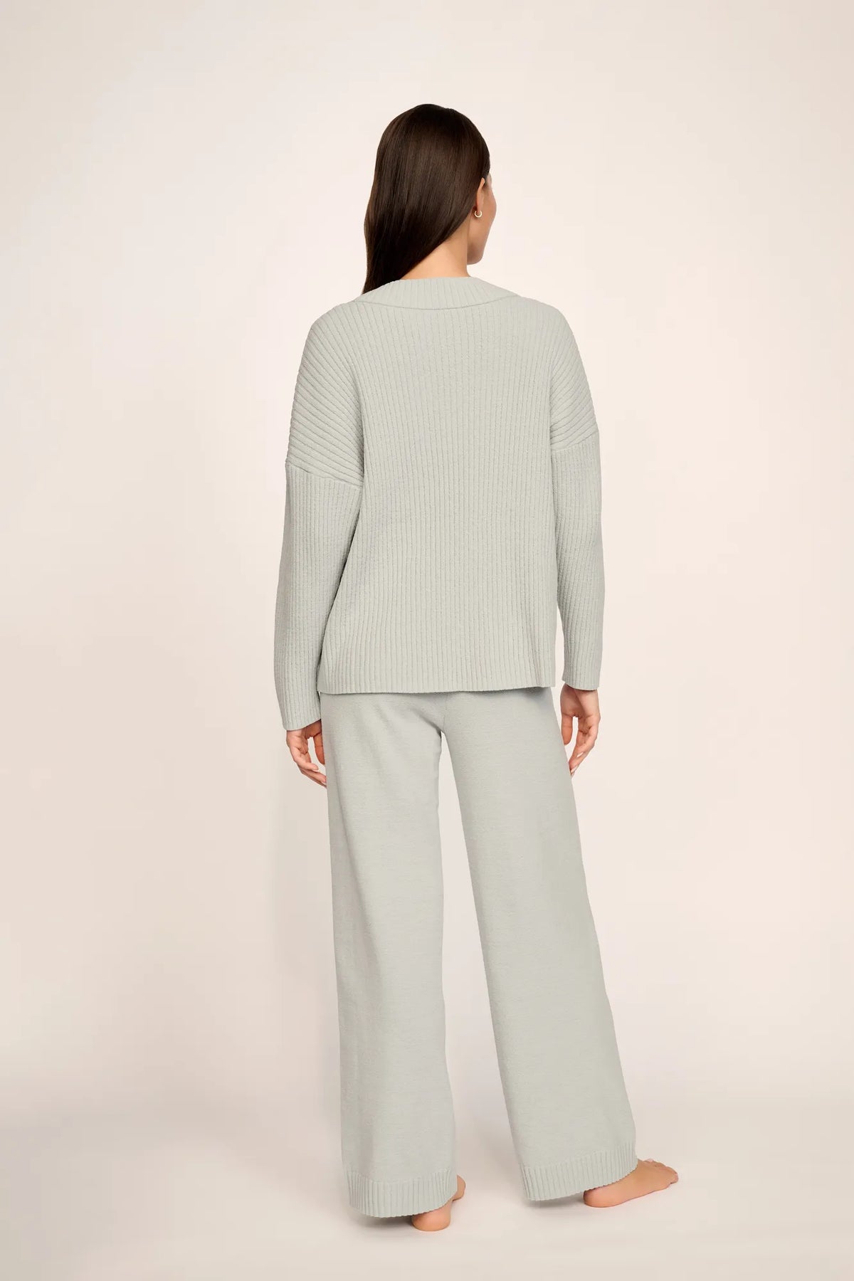 Model is wearing Lightweight Boucle Straight Leg Pant in Blue Mist