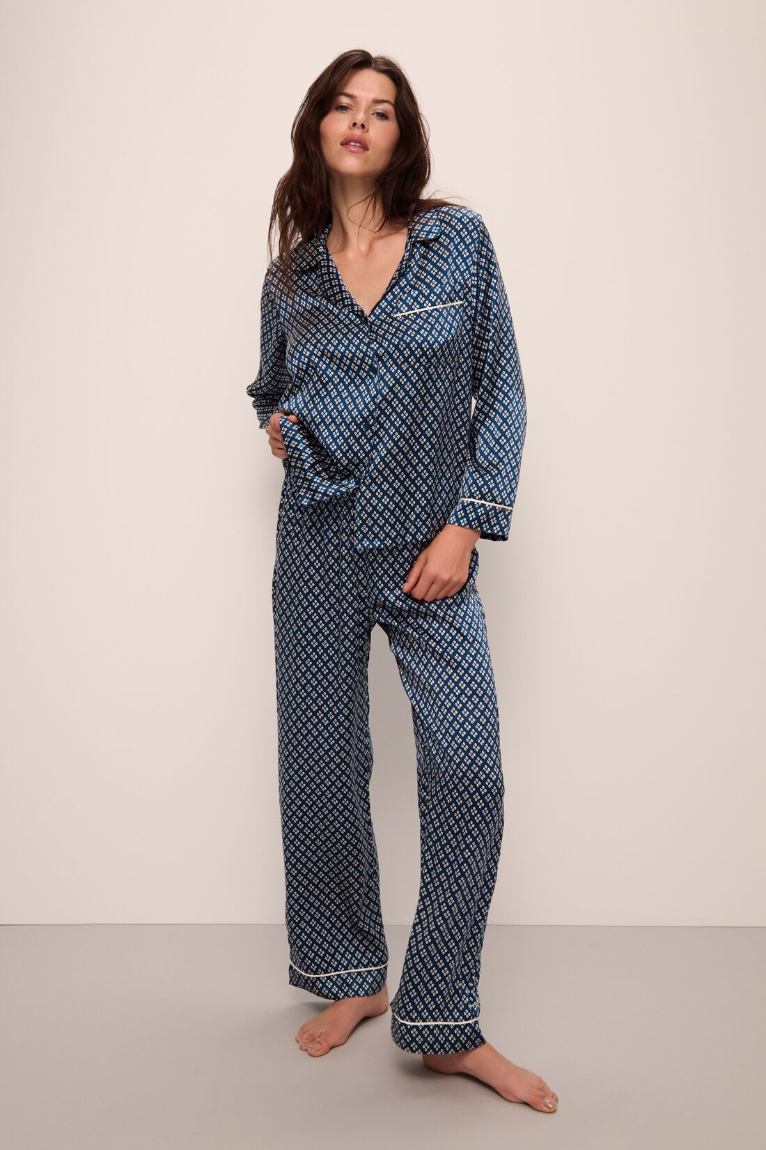 Model wears Inez Washable Silk Printed Long PJ Set in Petite Batik Indigo Blue/Bone.