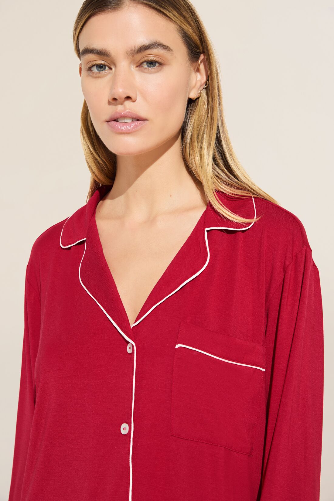 Model in Gisele Sleepshirt in Haute Red/Ivory 