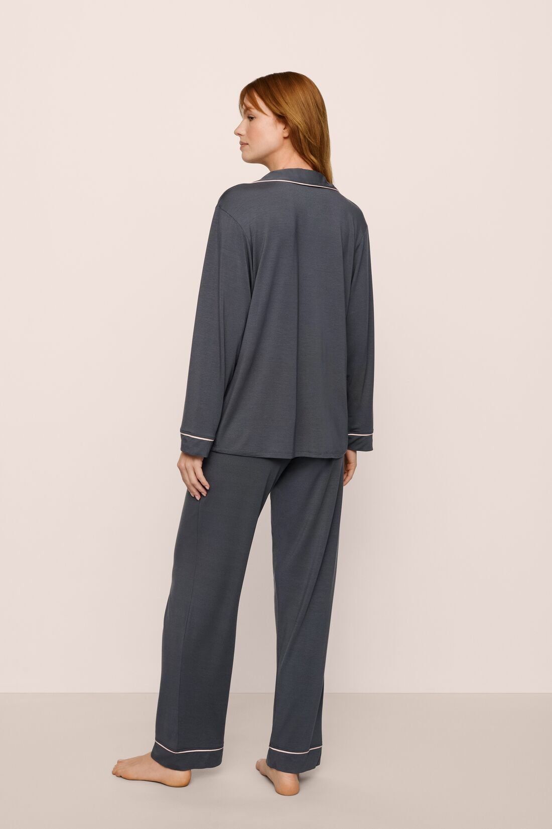 Model Is Wearing Gisele Long Pj Set In Graphite/Sorbet Pink