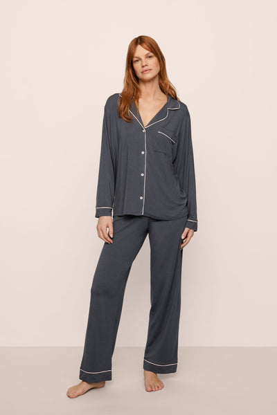 Model Is Wearing Gisele Long Pj Set In Graphite/Sorbet Pink
