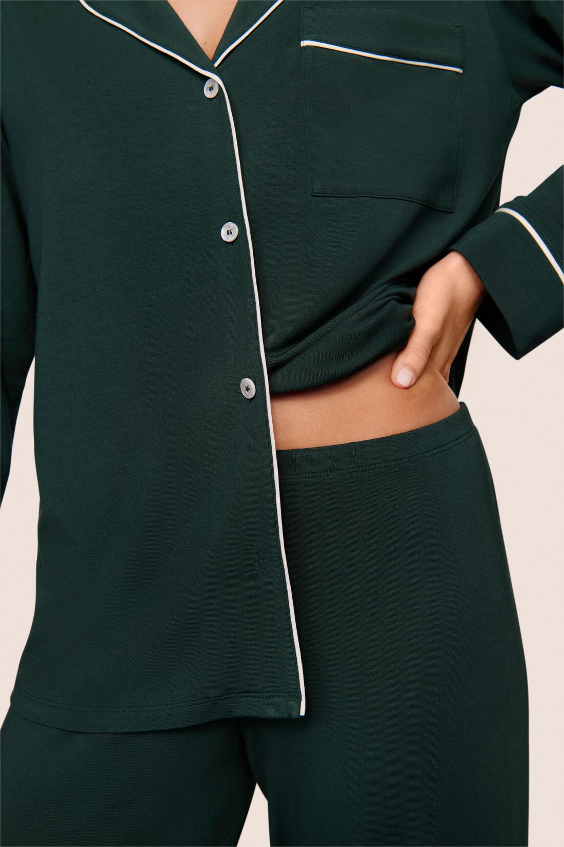 Model is wearing Gisele TENCEL™ Modal Long PJ Set  in Pine/Ivory