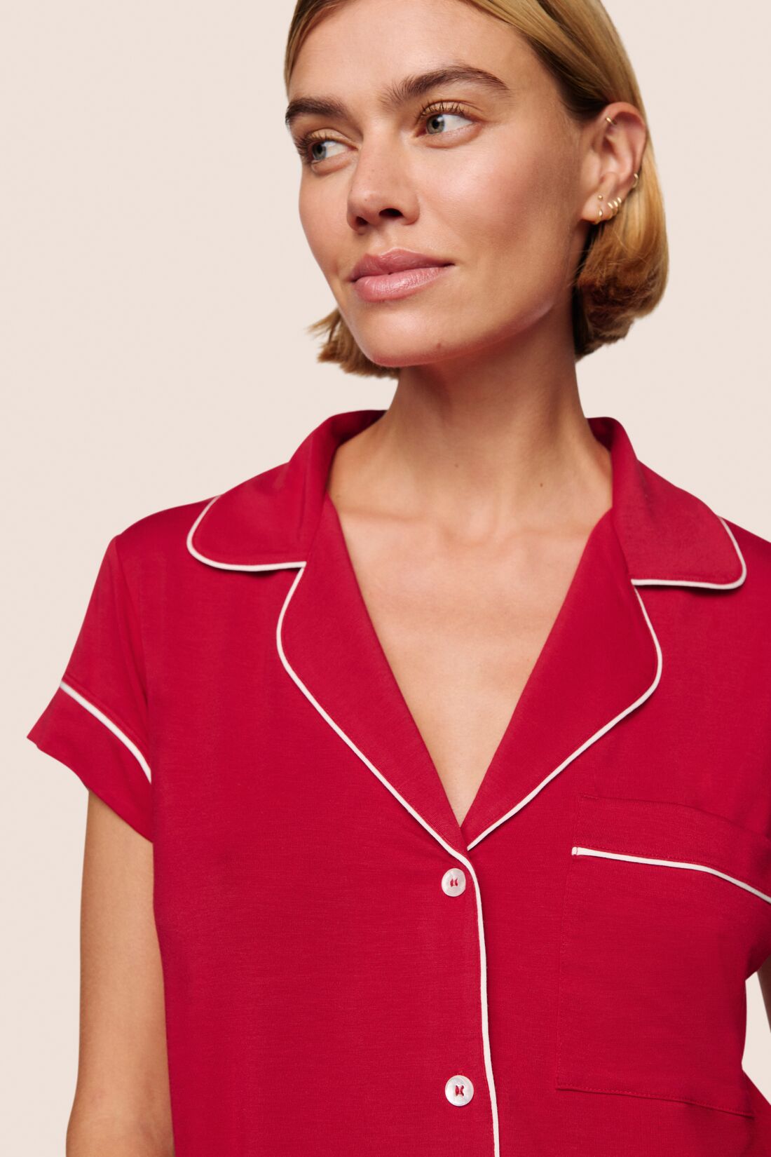 Model is wearing Gisele TENCEL™ Modal Shortie Short PJ Set  in Holly Red/Ivory