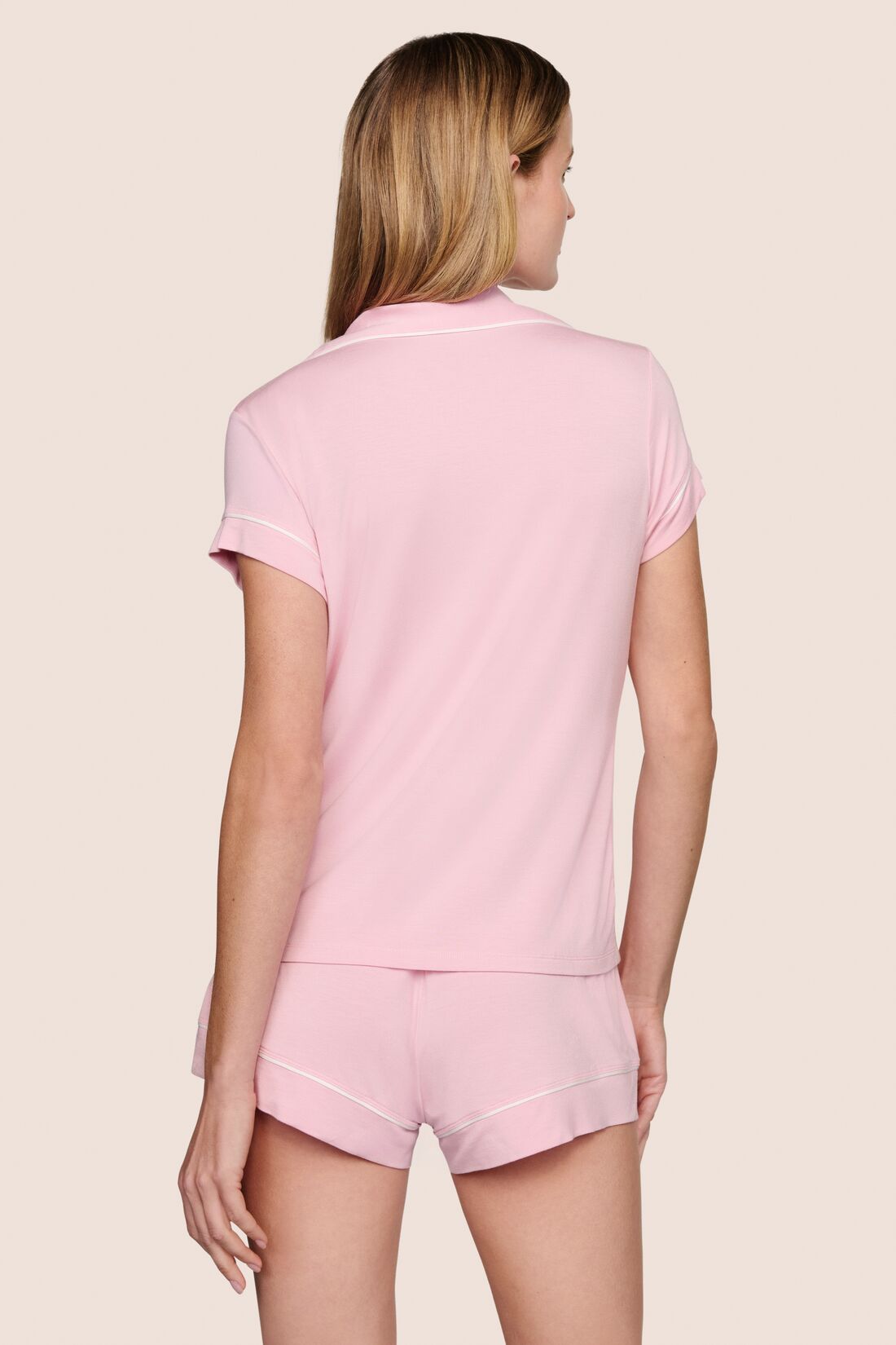 Model is wearing Gisele TENCEL™ Modal Shortie Short PJ Set  in Pink Nectar/Ivory