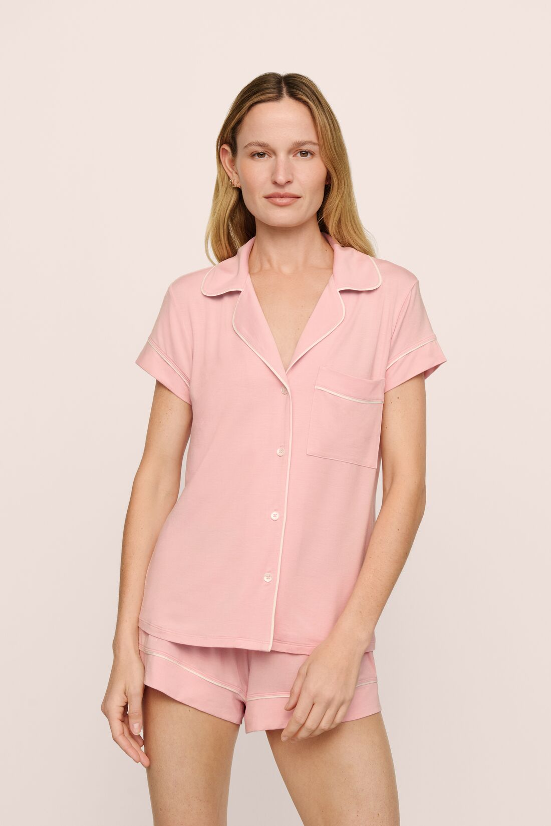 Model is wearing the Gisele TENCEL™ Modal Shortie Short PJ Set in Silver Pink/Ivory