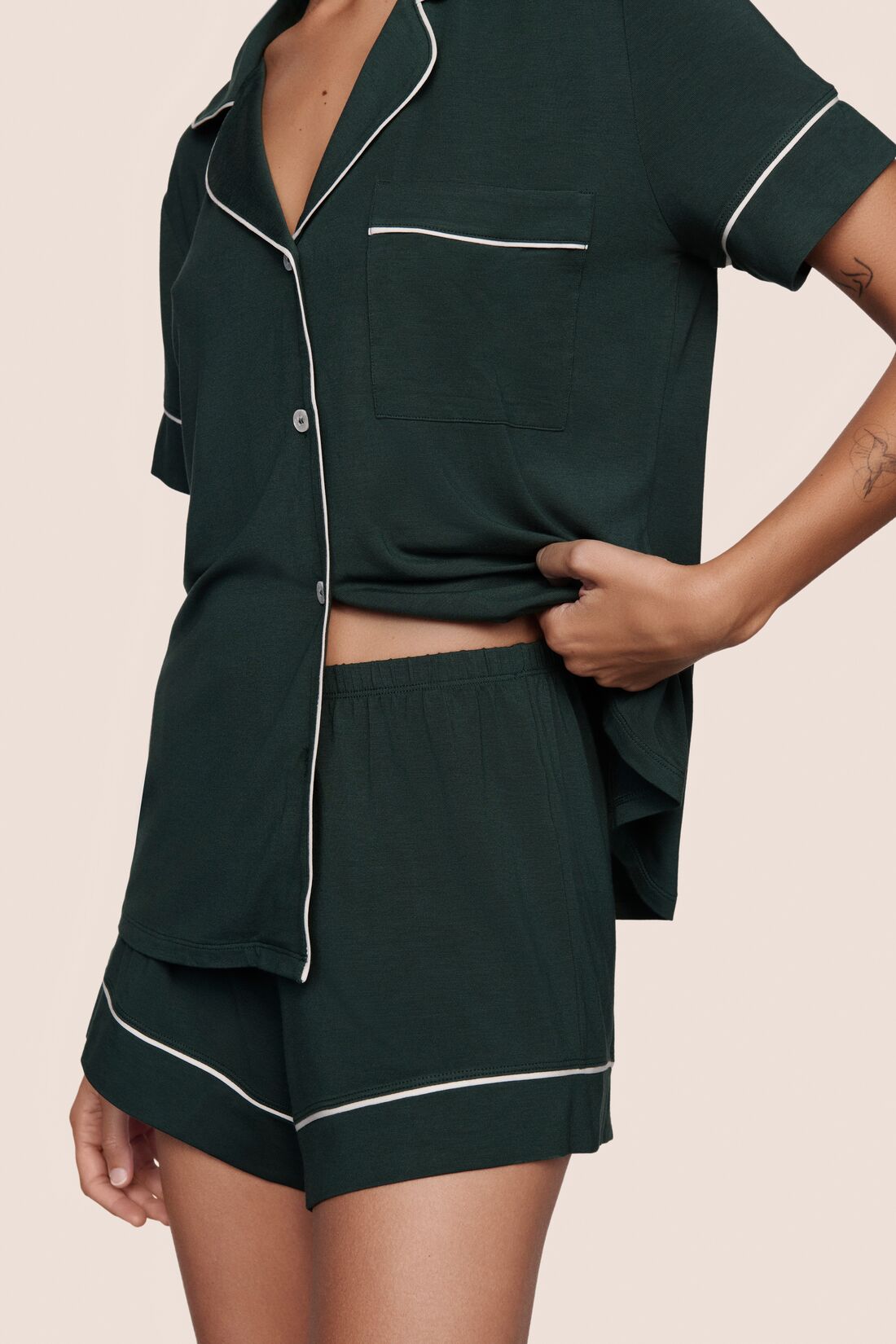 Model is wearing Gisele TENCEL™ Modal Relaxed Short PJ Set  in Pine/Ivory