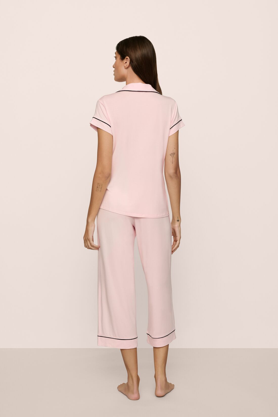 Model Is Wearing Gisele Short Sleeve Crop Pj Set In Sorbet Pink/Black