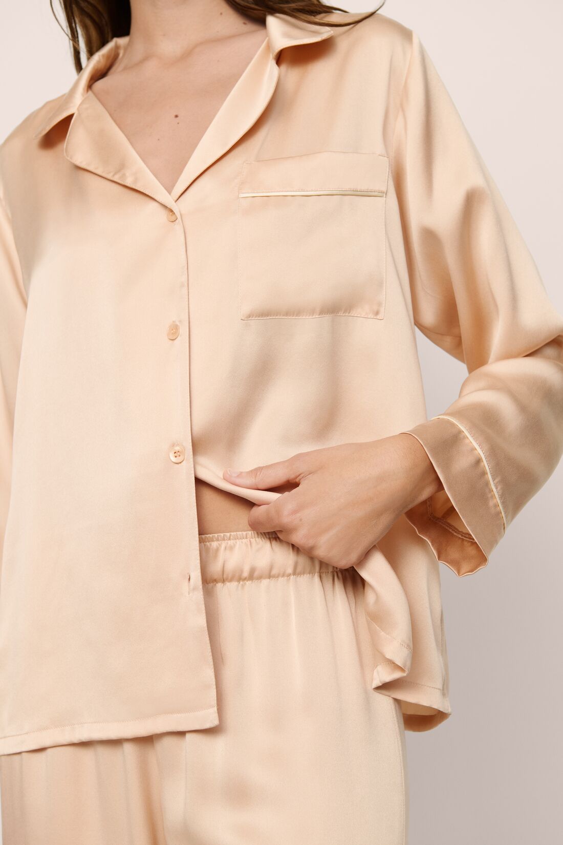 Model Is Wearing Inez Long Pj Set In Rose Cloud/Champagne