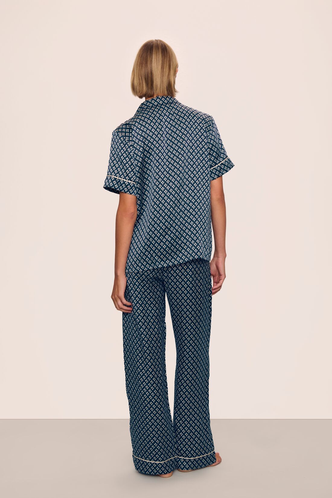 Inez Washable Silk Printed Short Sleeve Pant PJ Set – Eberjey