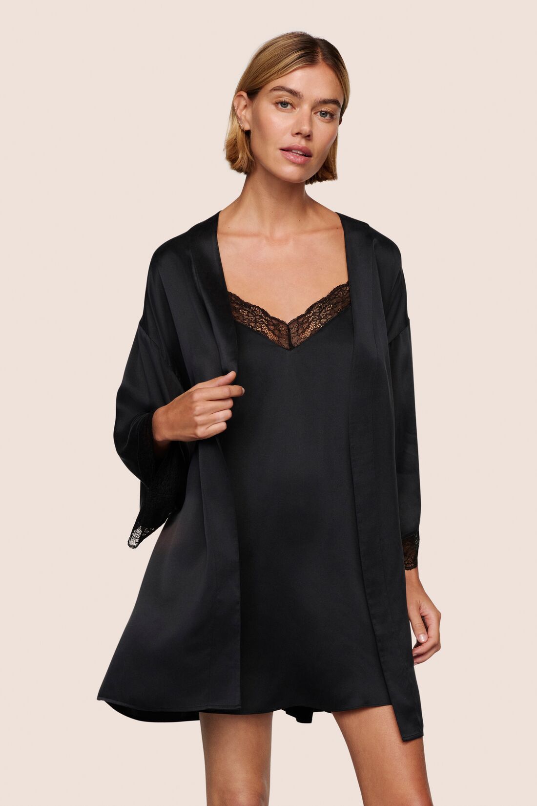 Model is wearing Washable Silk Lace Robe  in Black/Black