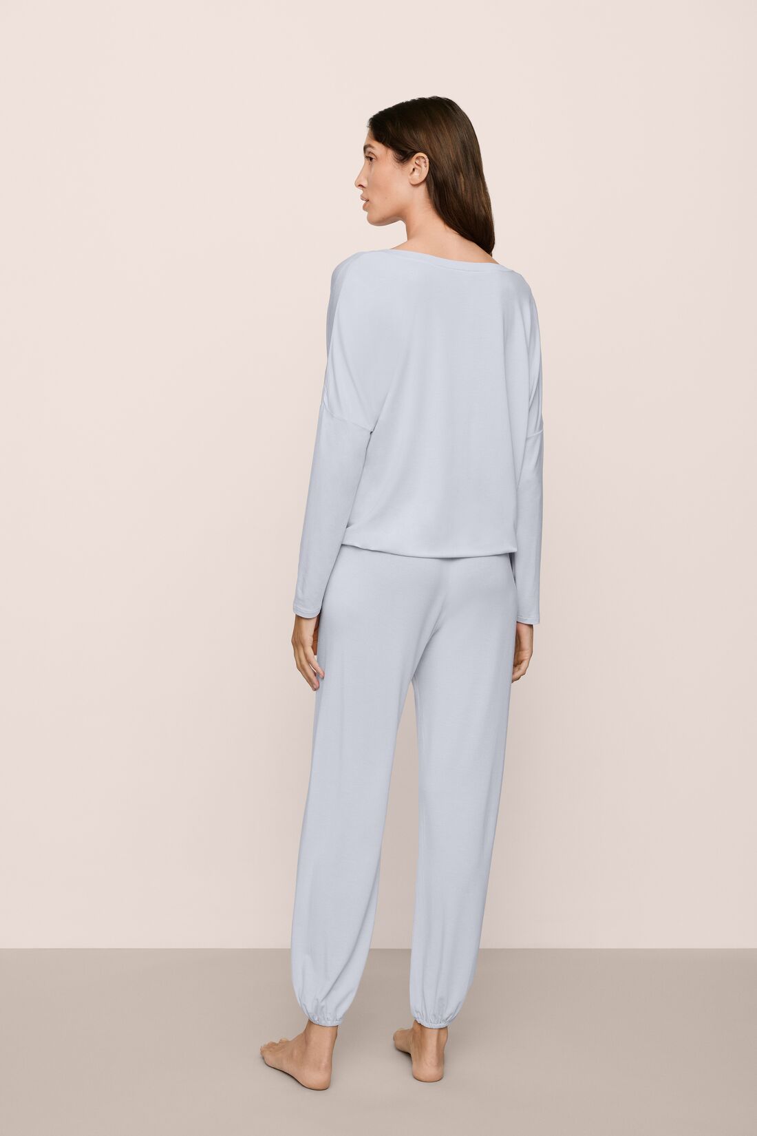 Model Is Wearing Gisele Slouchy Set In Ice Blue/Ice Blue