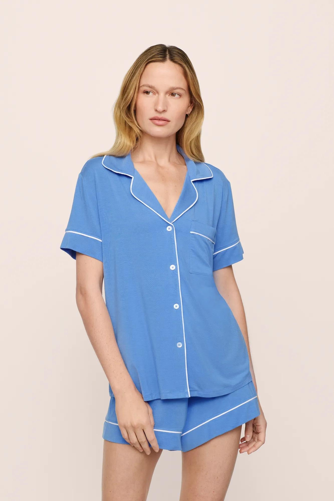 Model is wearing Gisele TENCEL™ Modal Relaxed Short PJ Set in CornflowerBlue/White