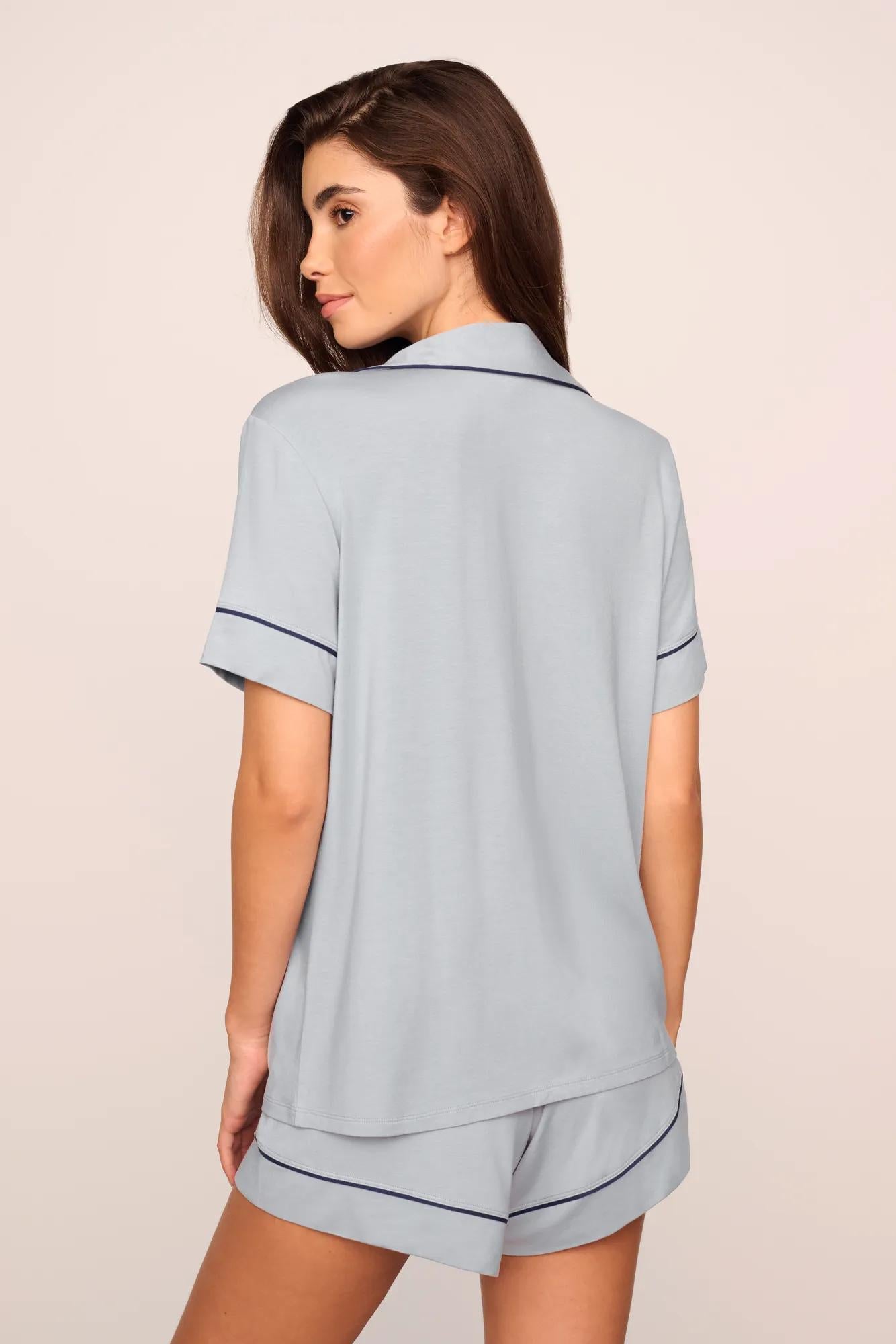 Model is wearing Gisele TENCEL™ Modal Relaxed Short PJ Set  in  Gray Dawn/Navy