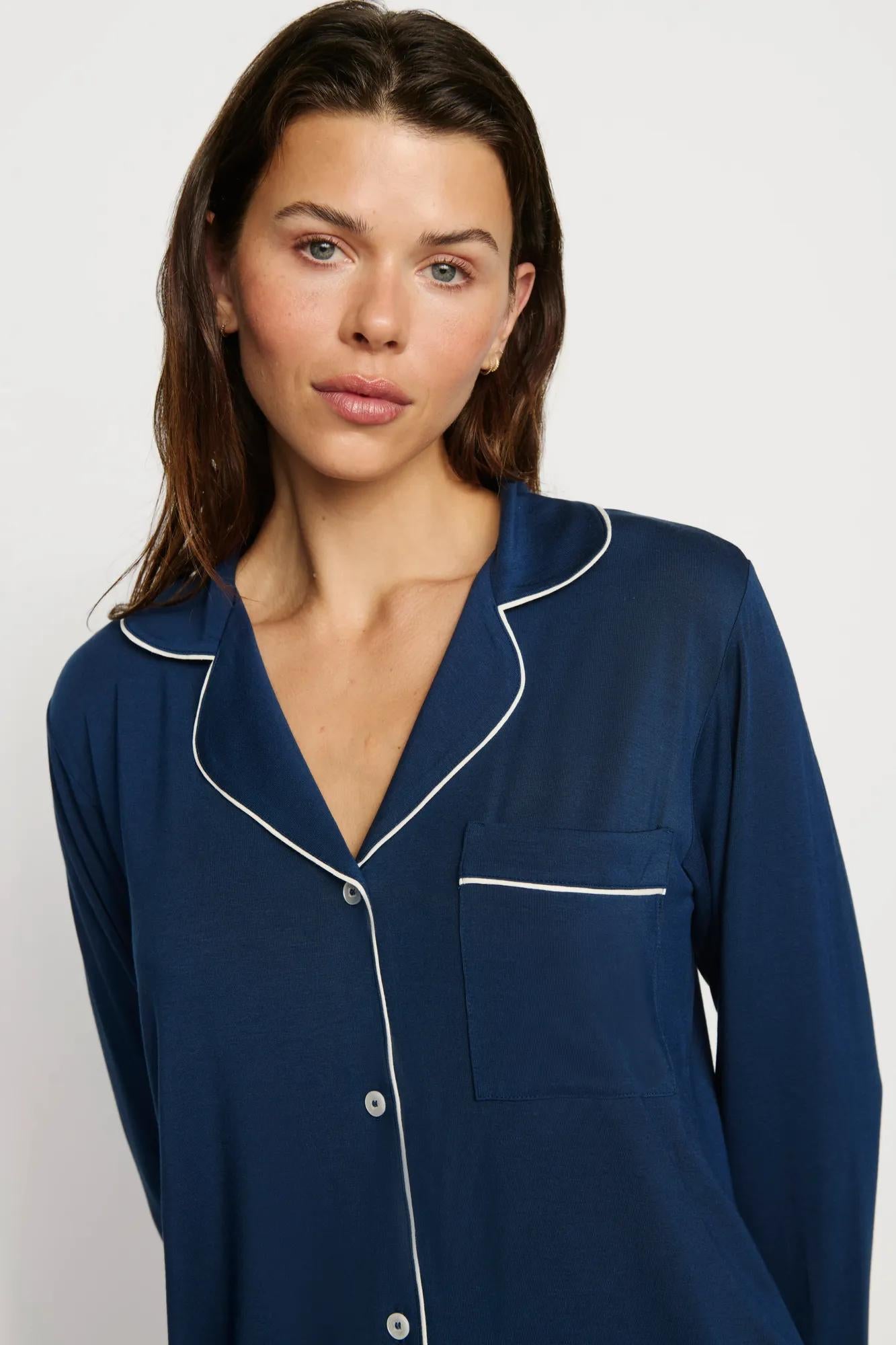 Model is wearing Gisele TENCEL™ Modal Long Sleeve Short PJ Set in Navy/Ivory