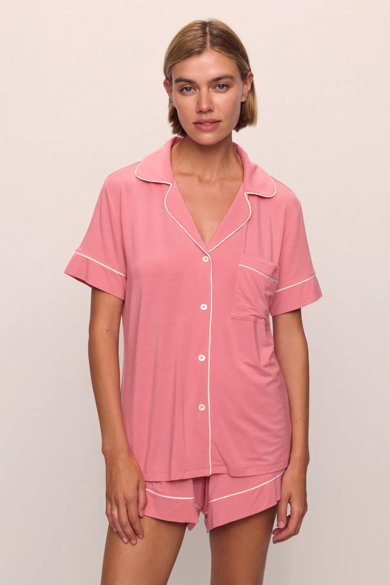 Model is wearing Gisele TENCEL™ Modal Relaxed Short PJ Set in  Sunkissed Coral/Ivory