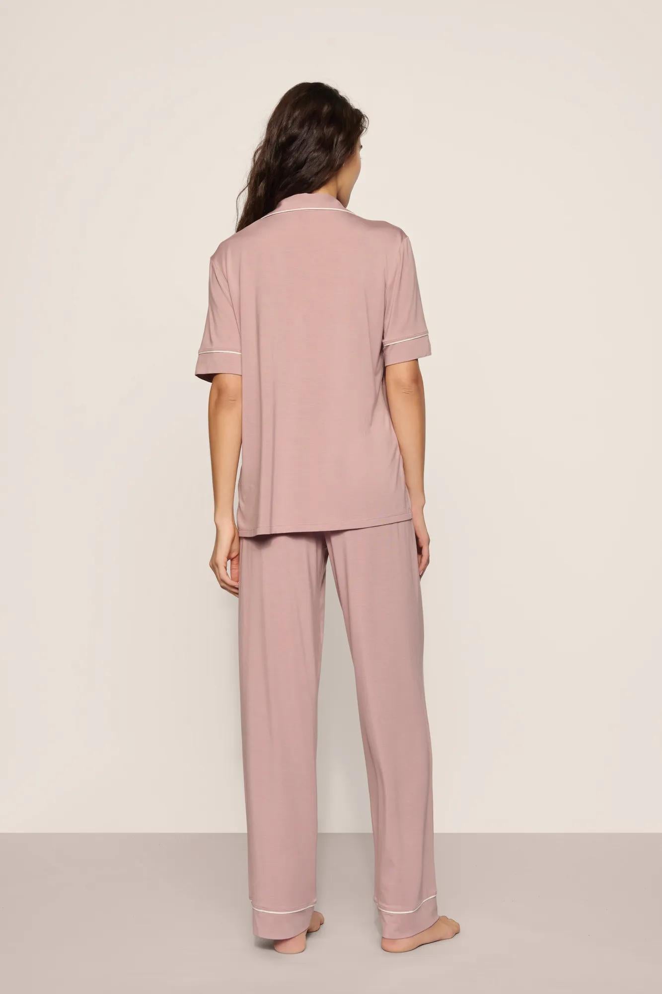 Model is wearing Gisele TENCEL™ Modal Short Sleeve & Pant PJ Set in Woodrose/Ivory