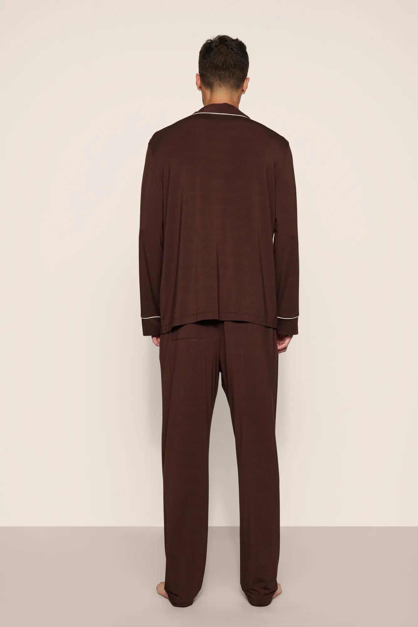 Model is wearing William TENCEL™ Modal Long PJ Set in Chocolate/Ivory