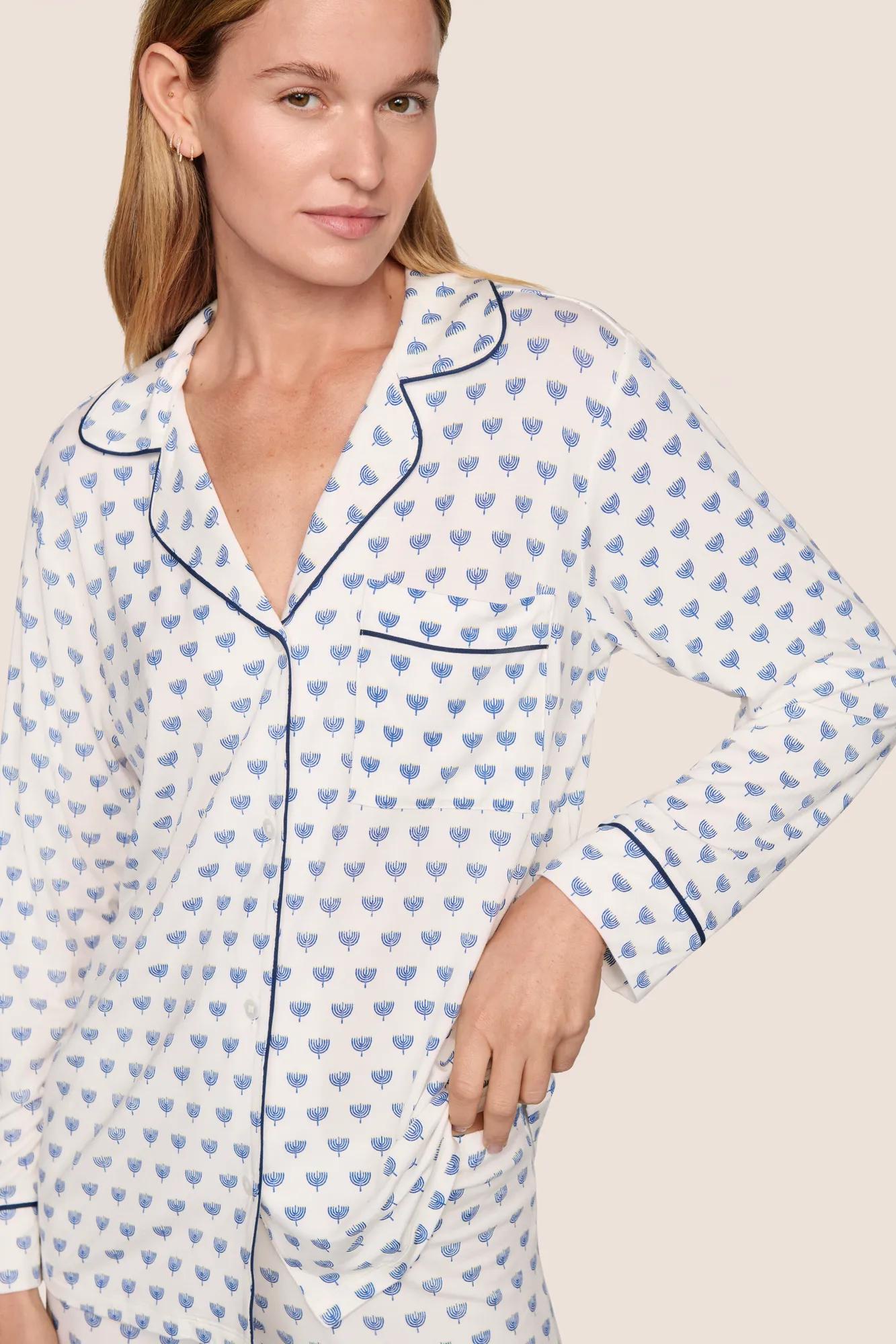 Model is wearing Gisele Printed TENCEL™ Modal Long PJ Set  in Hannukah Glow Nouvean Navy/Ny