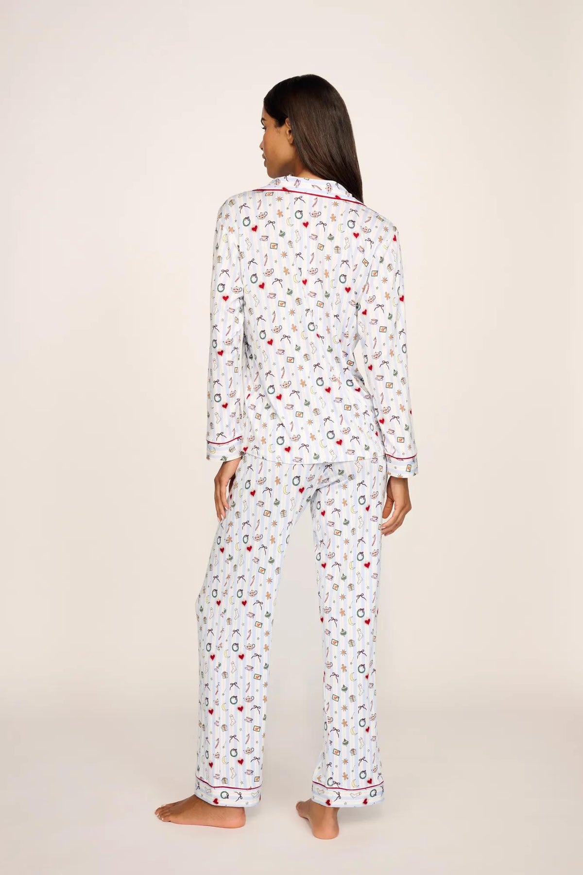Model is wearing Gisele Printed TENCEL™ Modal Long PJ Set in Nordic Nights Lightblue/Deepcl