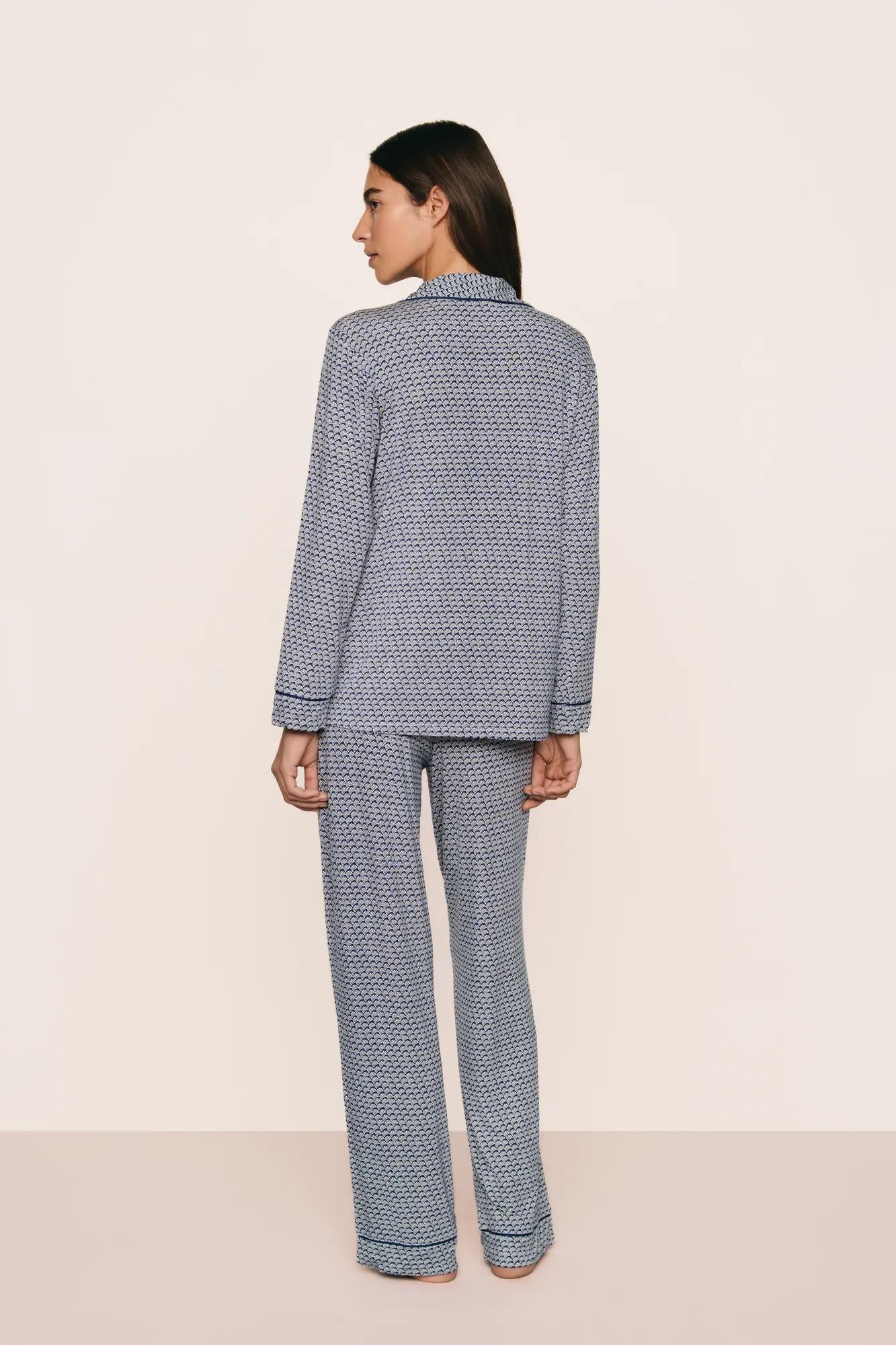 Model is wearing Gisele Printed TENCEL™ Modal Long PJ Set  in Seashell Navy/Navy