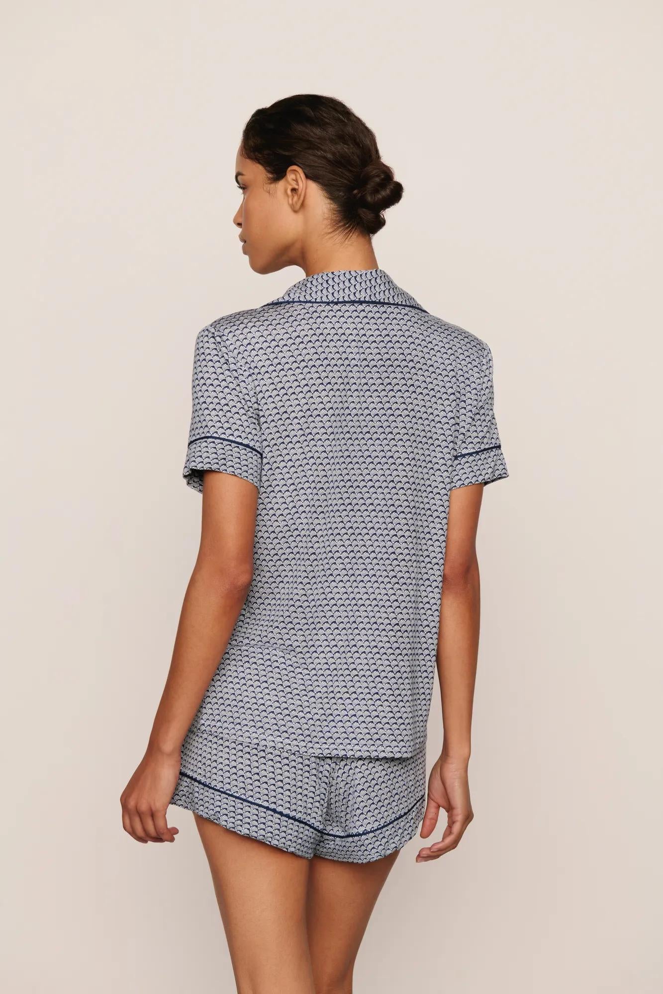 Model is wearing Gisele Printed TENCEL™ Modal Relaxed Short PJ Set  in Seashell Navy/Navy