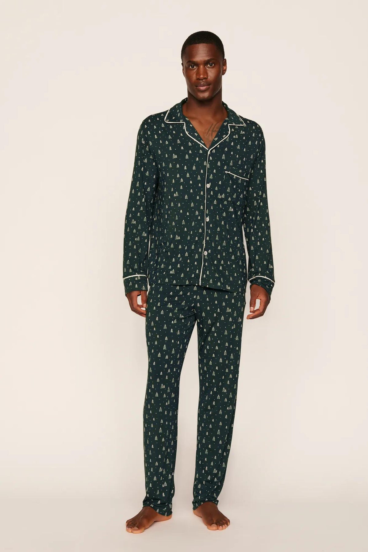Model is wearing William Printed TENCEL™ Modal Long PJ Set in Winter Pine/Ivory