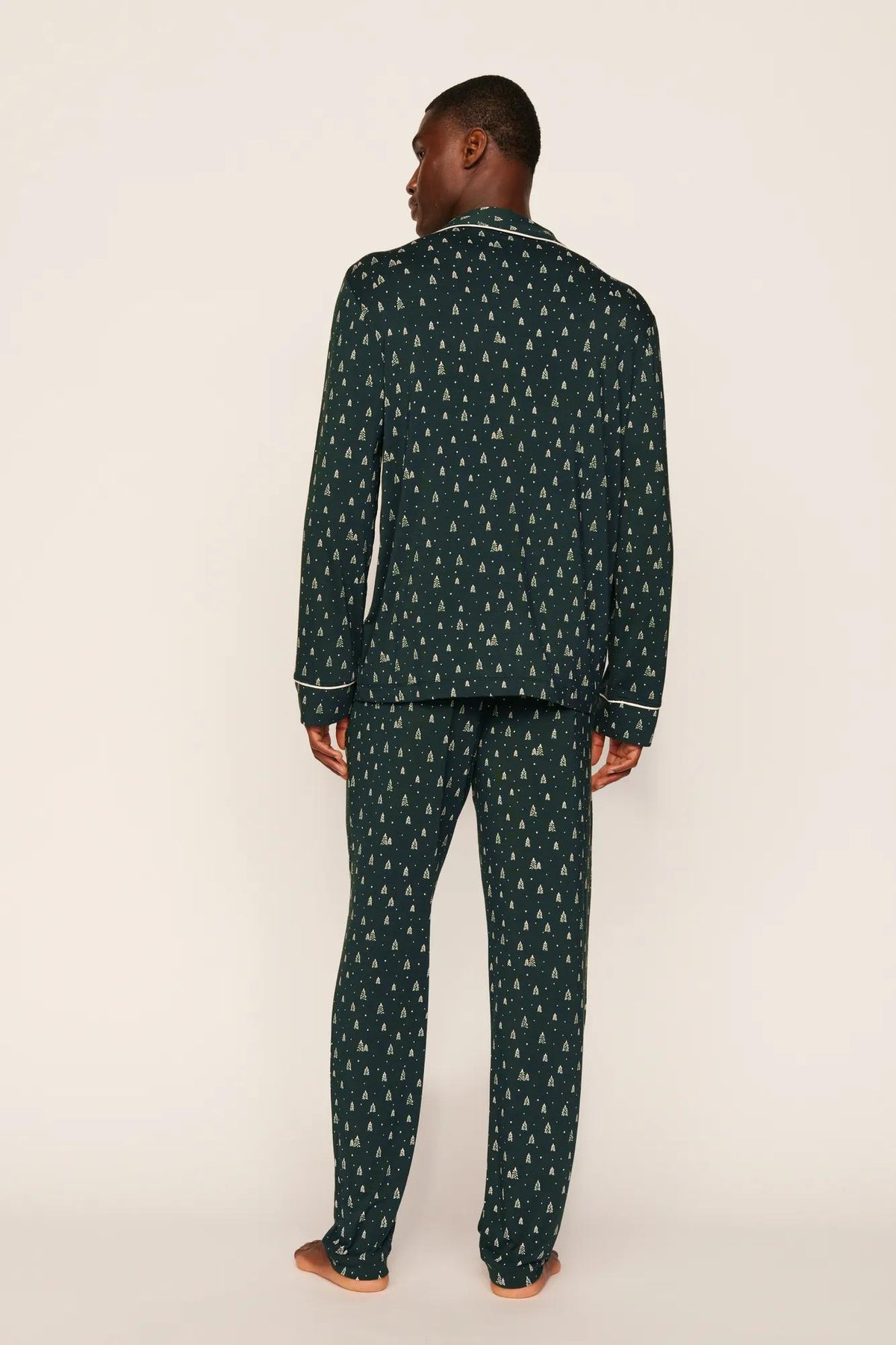 Model is wearing William Printed TENCEL™ Modal Long PJ Set in Winter Pine/Ivory