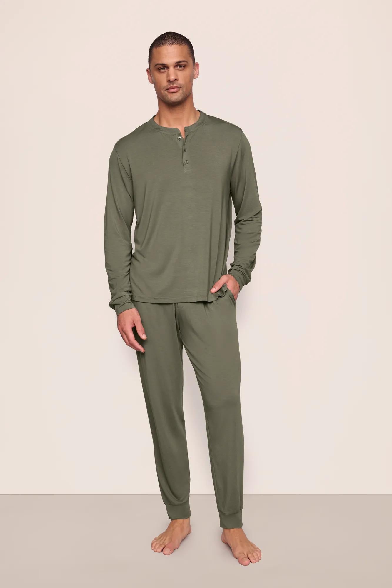 Eberjey | Pajamas, Loungewear, Washable Silk, Robes & More