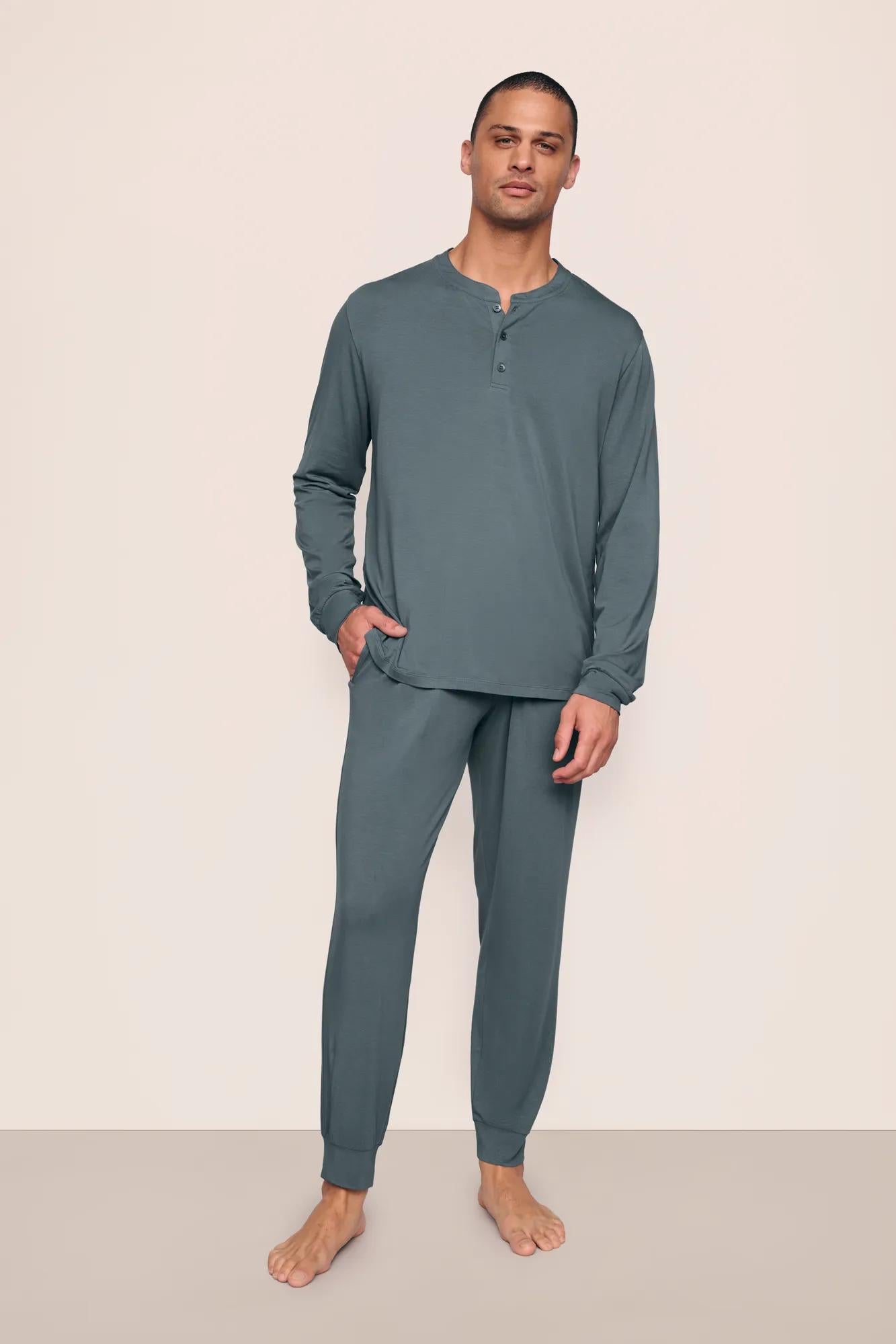 Eberjey | Pajamas, Loungewear, Washable Silk, Robes & More