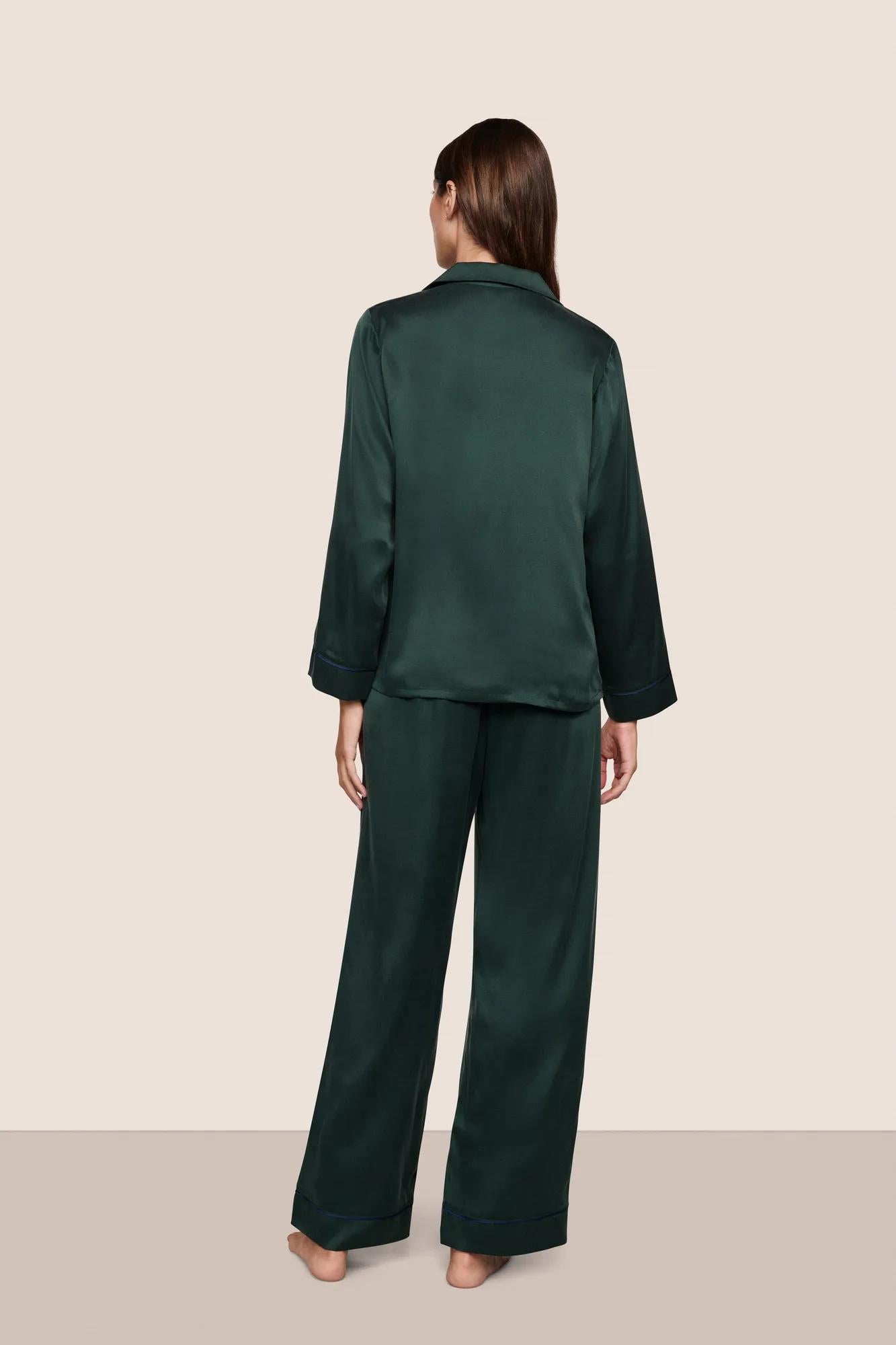 Model is wearing Inez Washable Silk Long PJ Set  in Pine/Navy