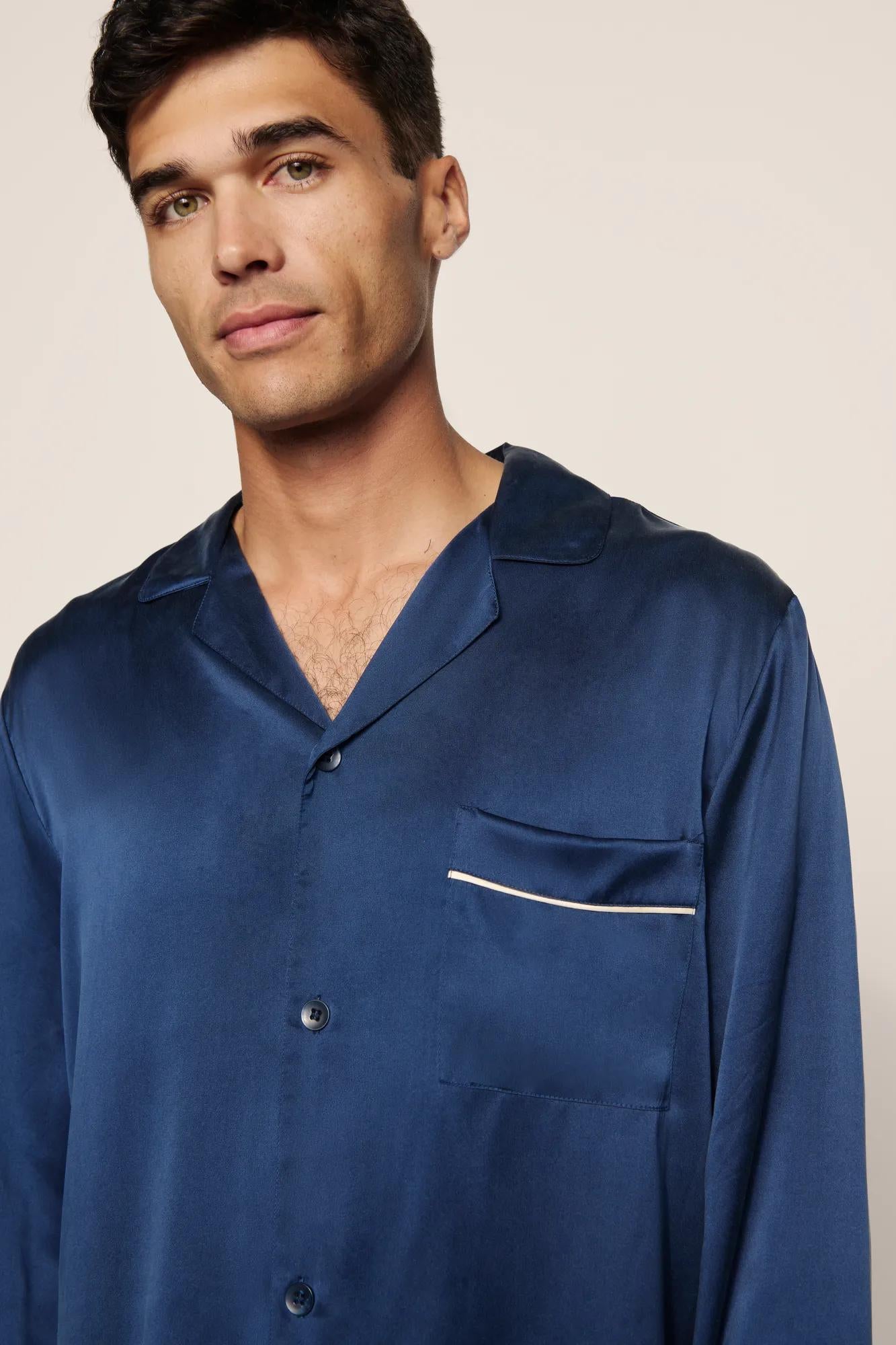 Model is wearing Charles Washable Silk Long PJ Set in Navy/Champagne