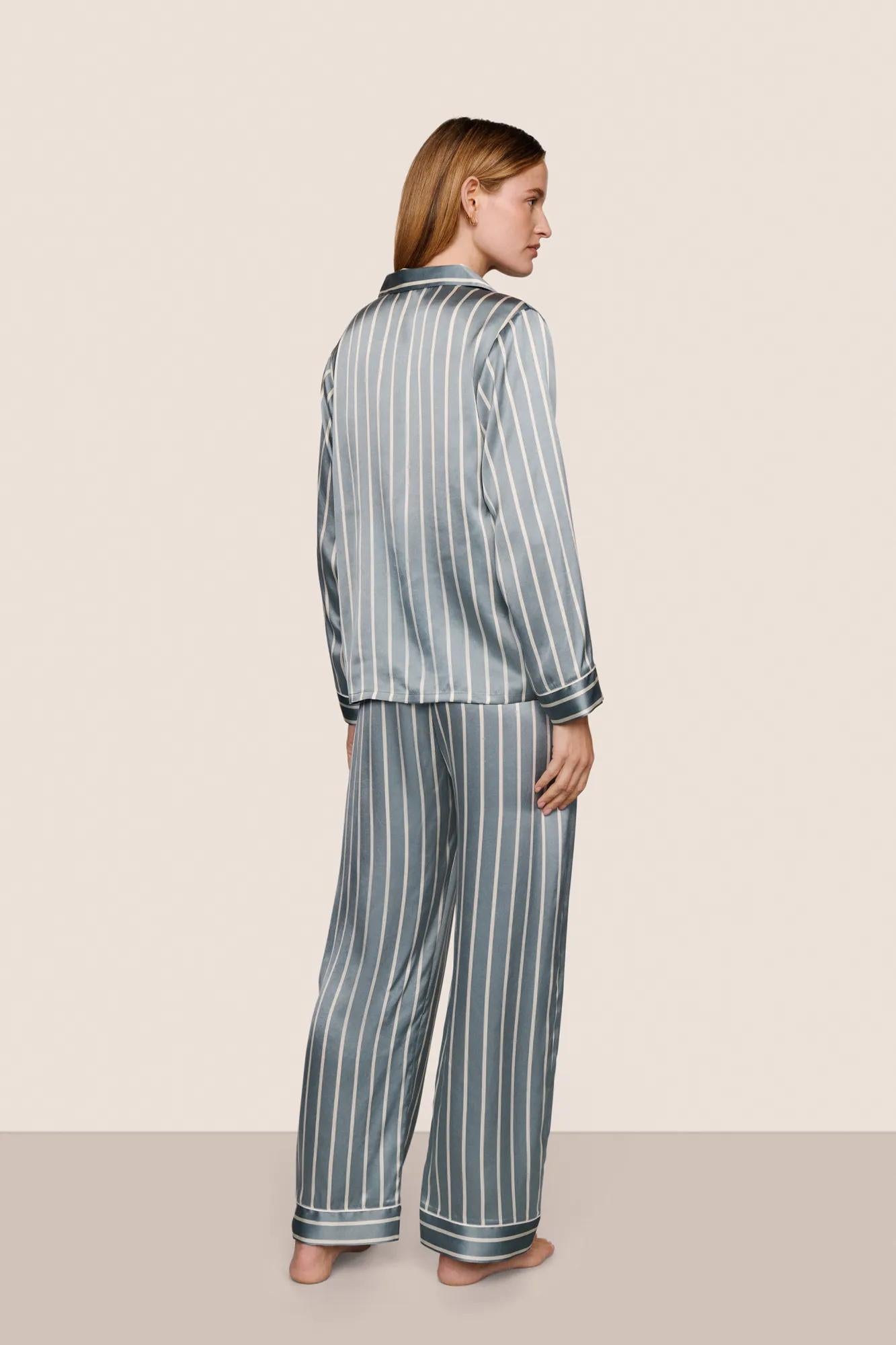 Model is wearing Inez Washable Silk Printed Long PJ Set  in Classic Stripe Lead/Ivory