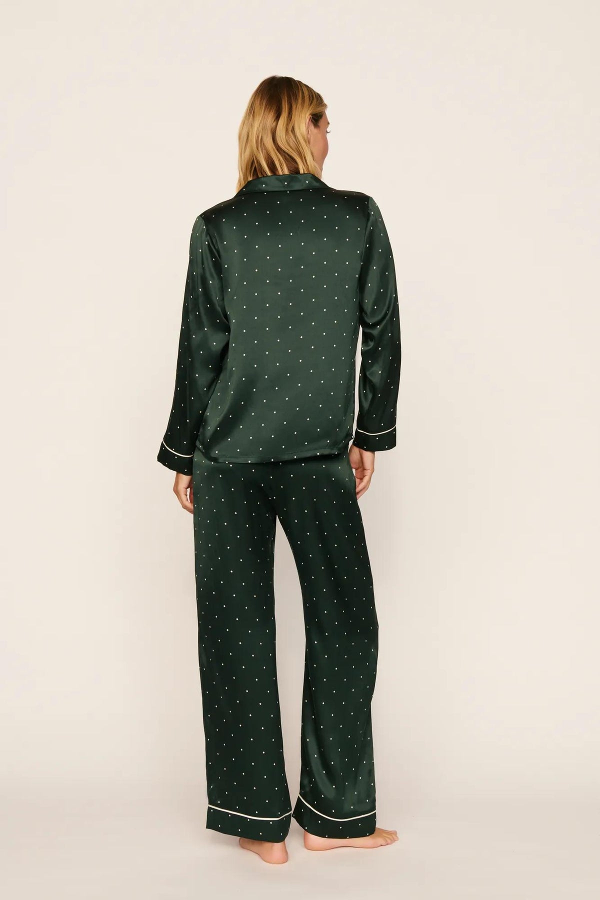 Model is wearing Inez Washable Silk Printed Long PJ Set in Dot Pine/Ivory