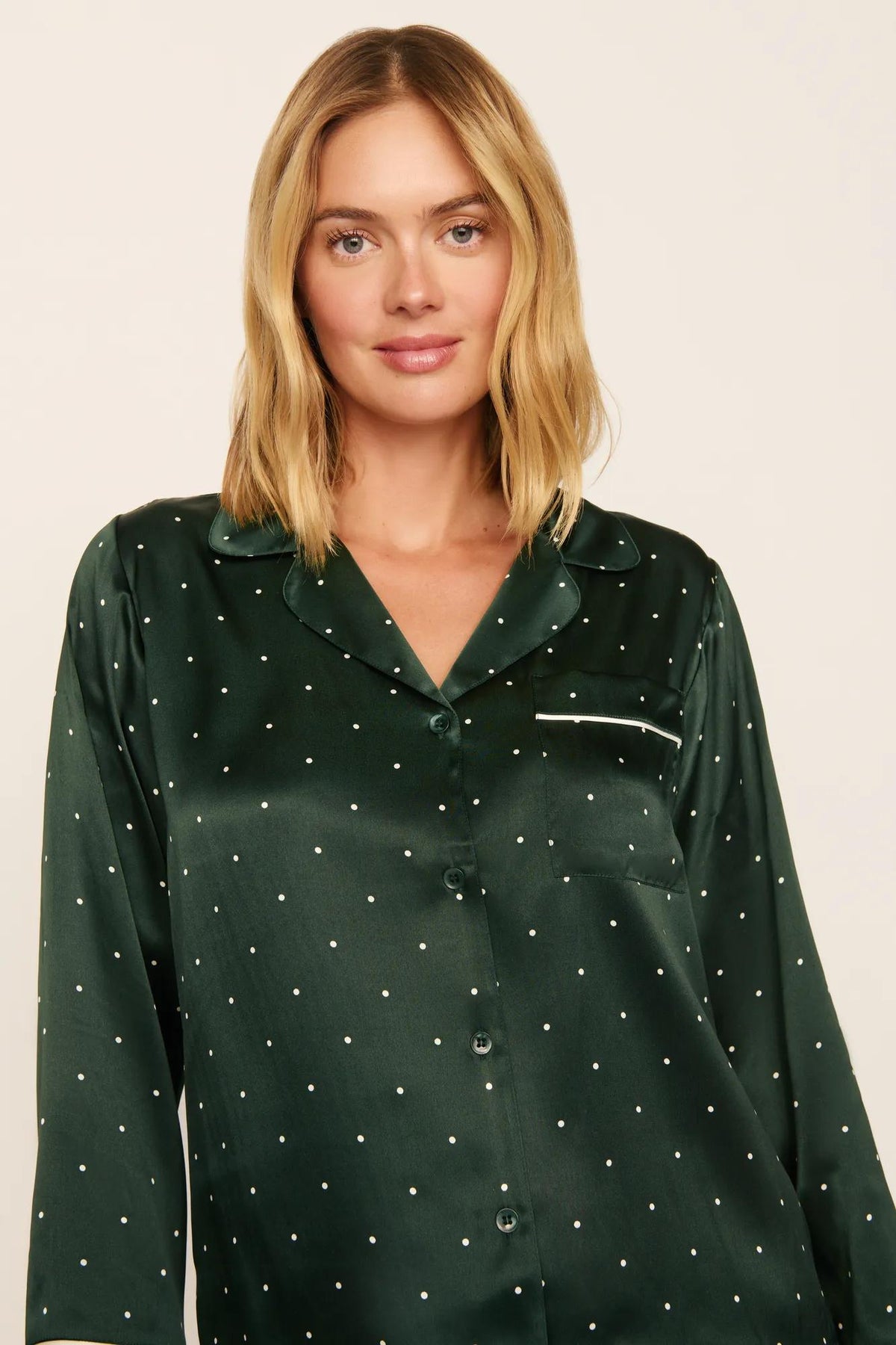 Model is wearing Inez Washable Silk Printed Long PJ Set in Dot Pine/Ivory