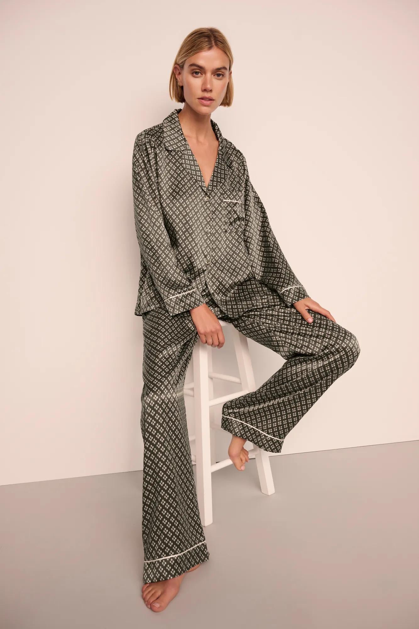 Model is wearing Inez Washable Silk Printed Long PJ Set  in Petite Batik Smokeyolive/Ivory