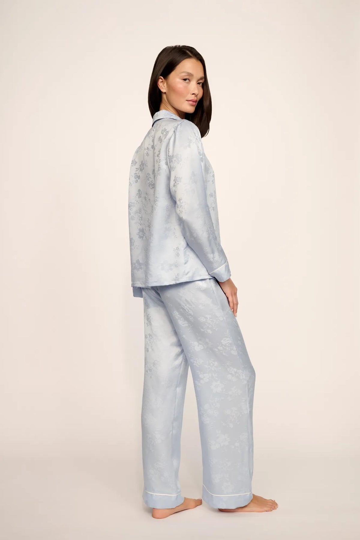 Model is wearing Inez Washable Silk Jacquard Long PJ Set in Floral Vine Powder Blue/Ivory