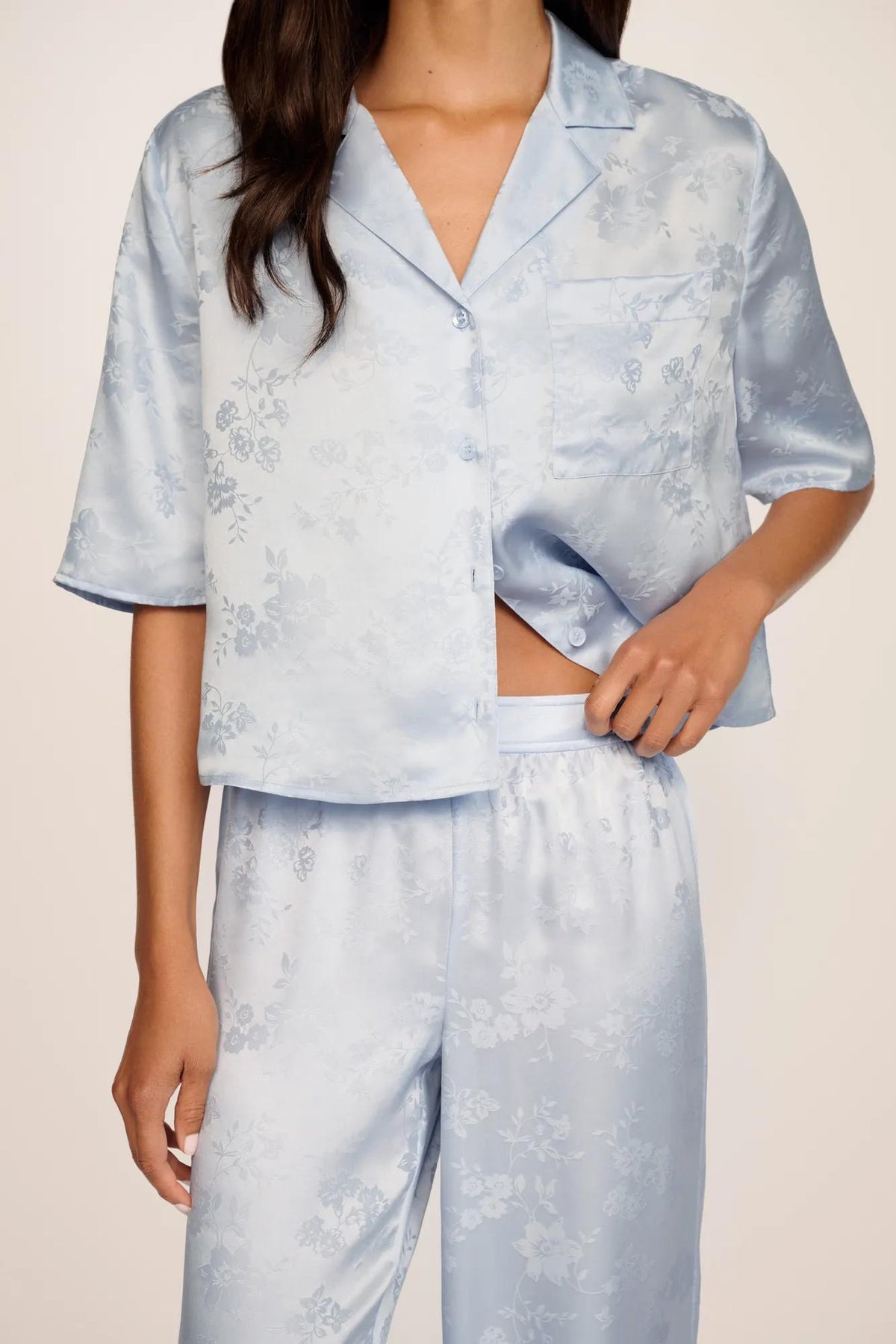 Model is wearing Inez Washable Silk Jacquard Relaxed Wide Leg Pant PJ Set in Floral Vine Powder Blue