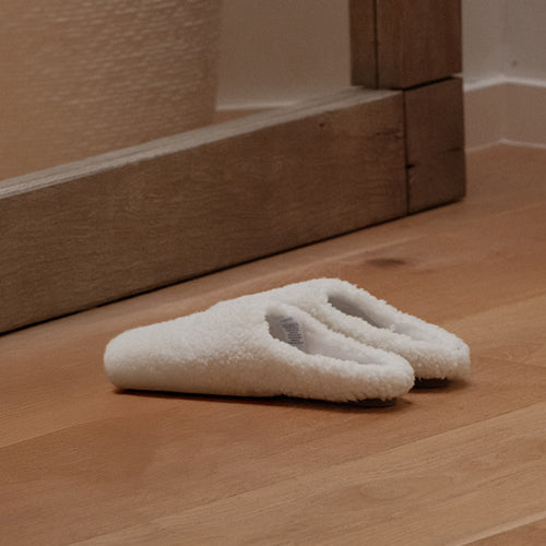 image of sherpa slippers in ivory
