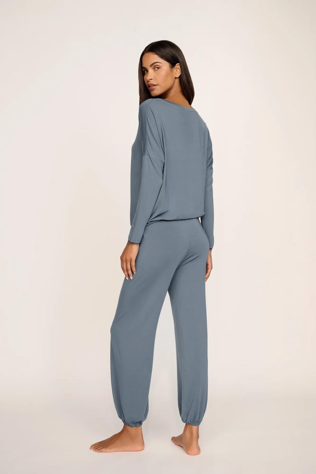 Model is wearing Gisele TENCEL™ Modal Slouchy PJ Set in Moonlight Blue/Navy